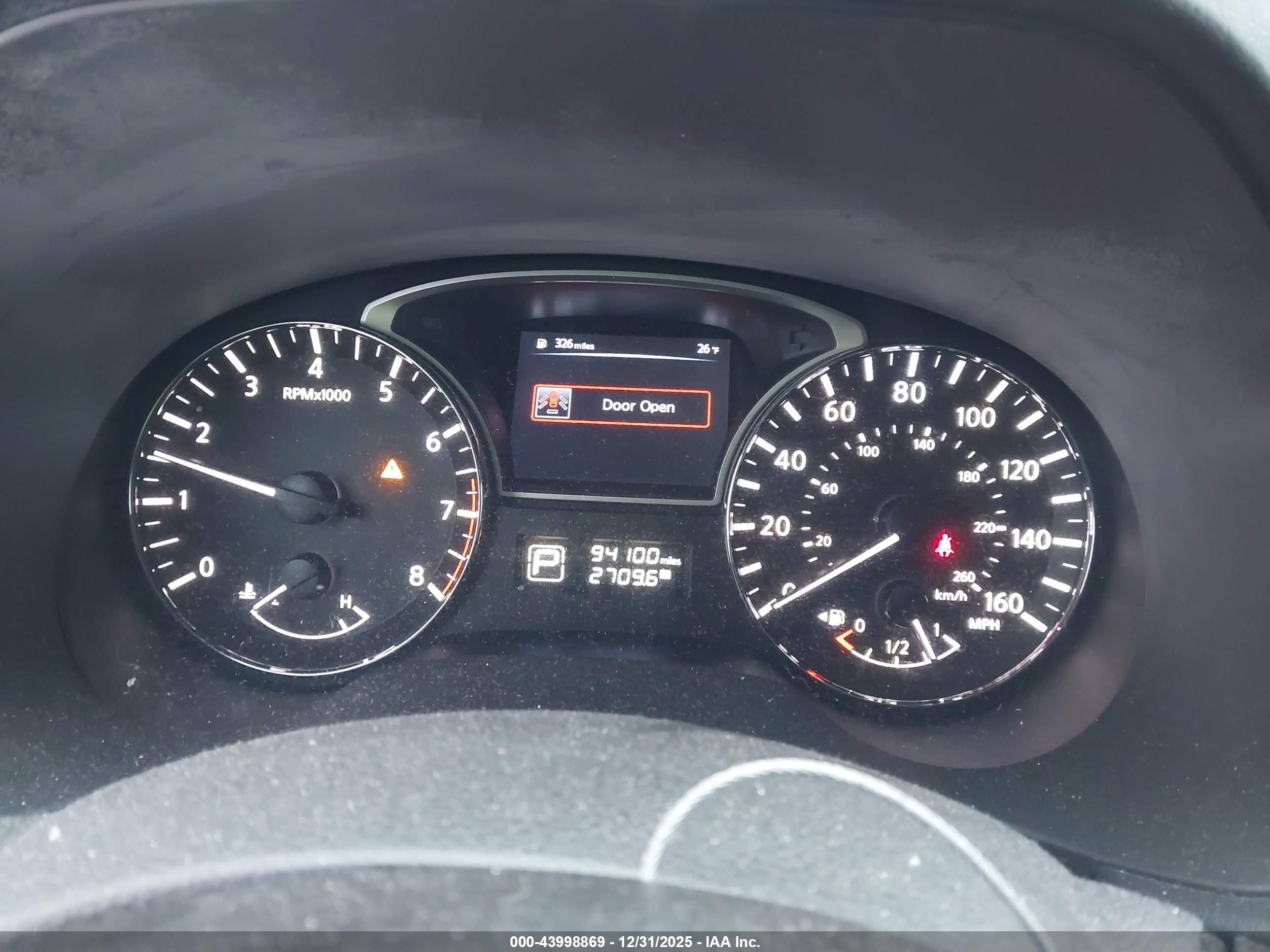 NISSAN PATHFINDER image 7