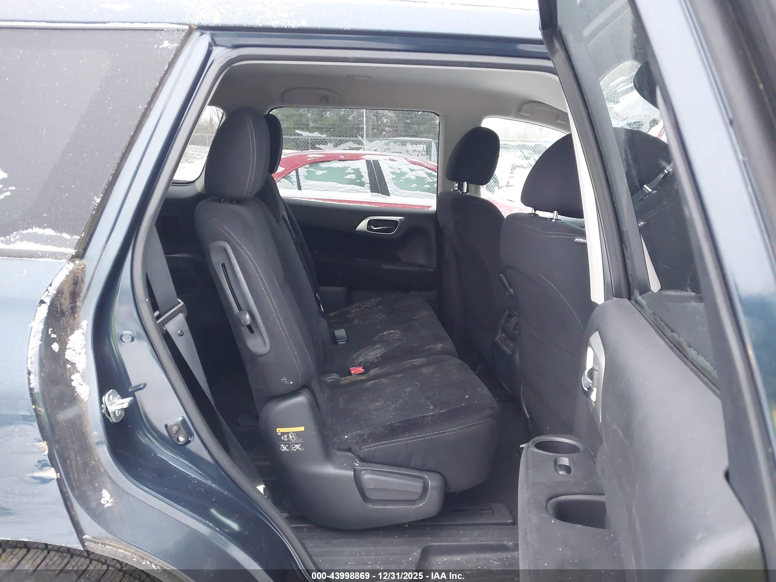 NISSAN PATHFINDER image 8