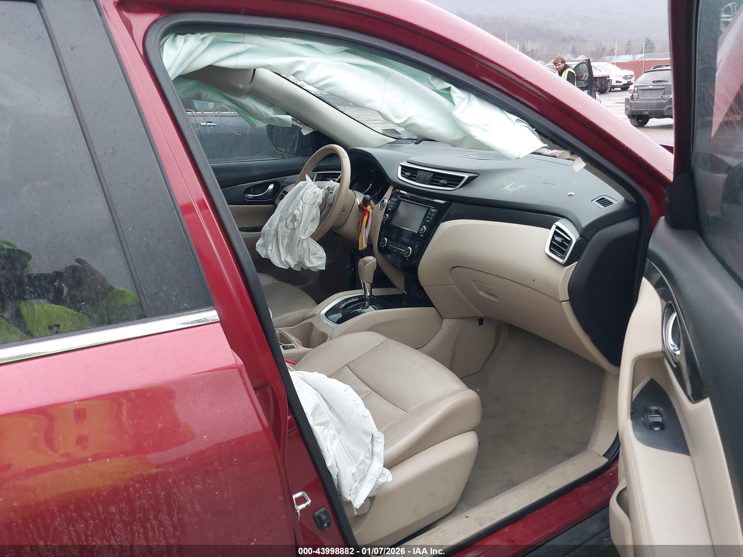 NISSAN ROGUE image 5