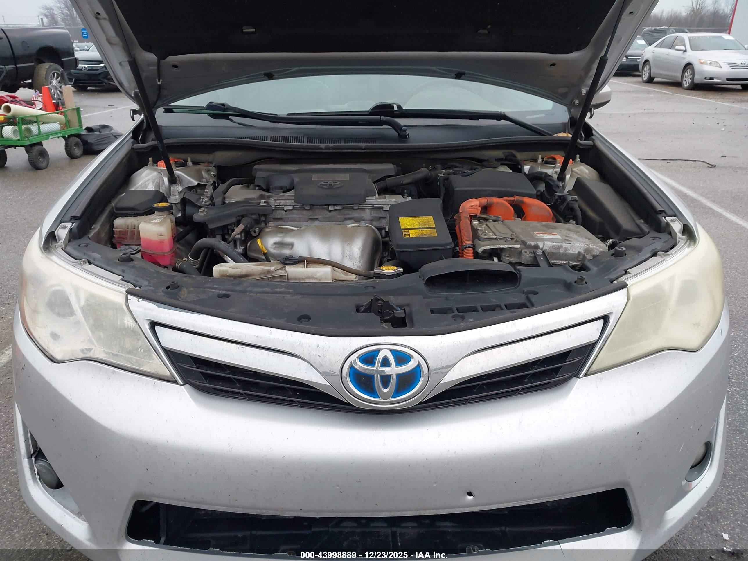 TOYOTA CAMRY image 10