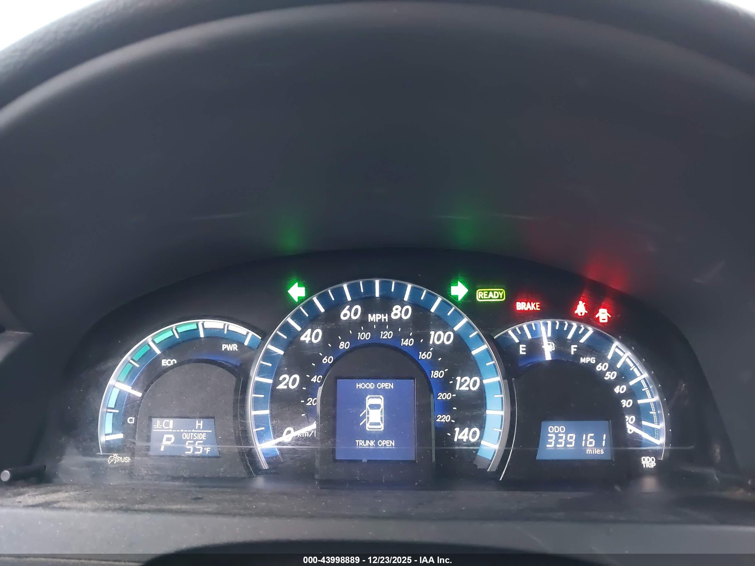 TOYOTA CAMRY image 7