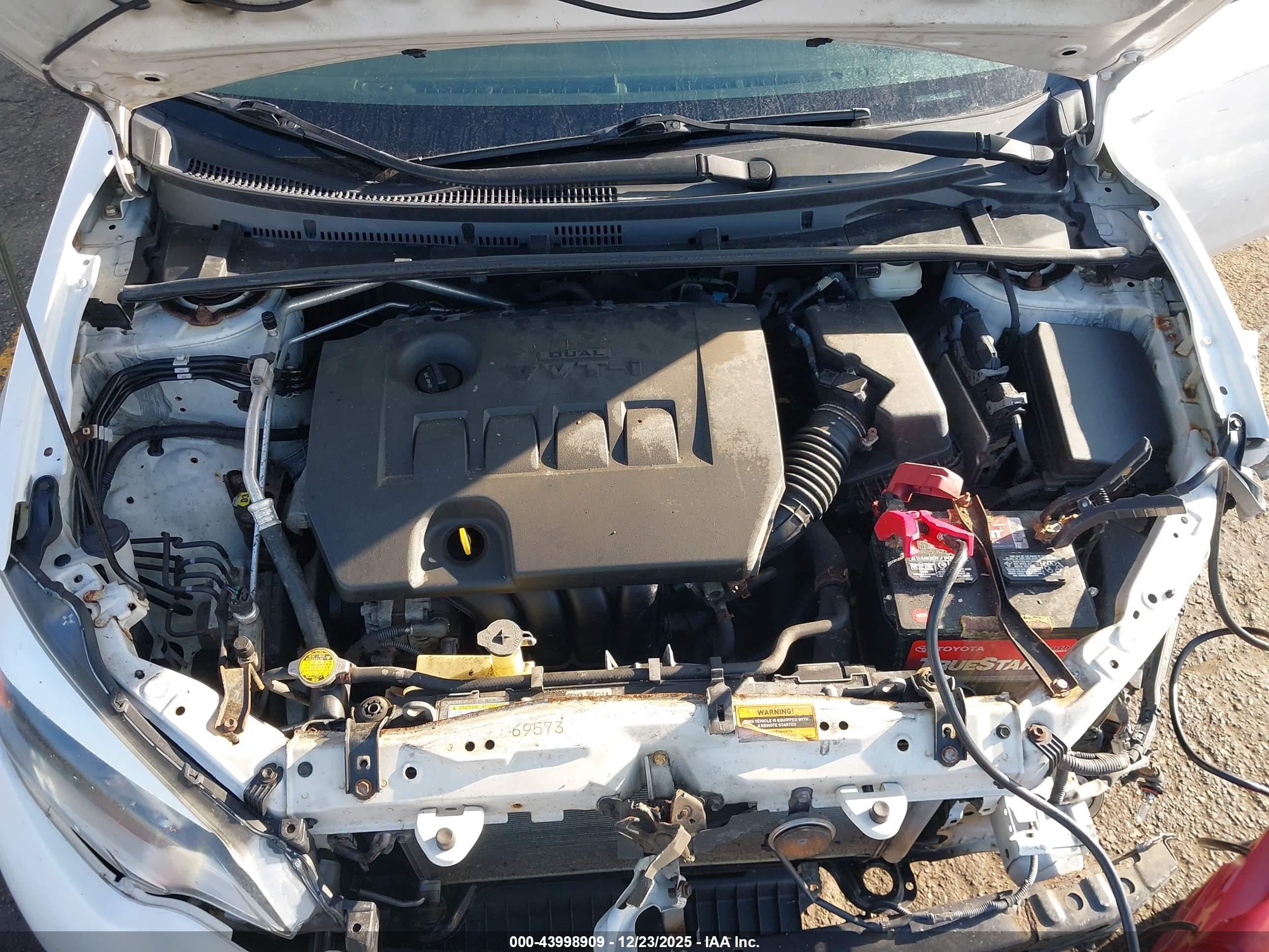 TOYOTA COROLLA image 10