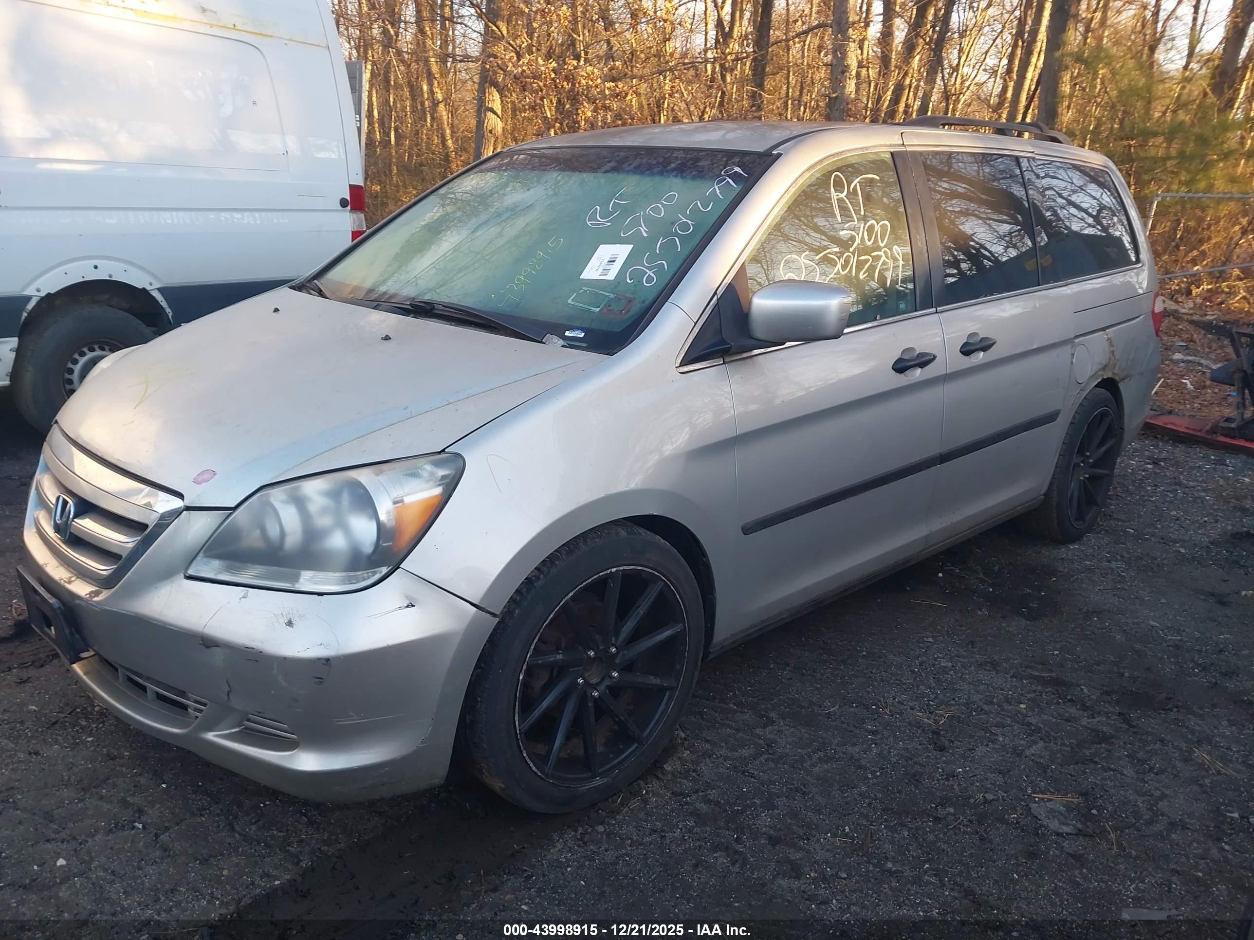 HONDA ODYSSEY image 2
