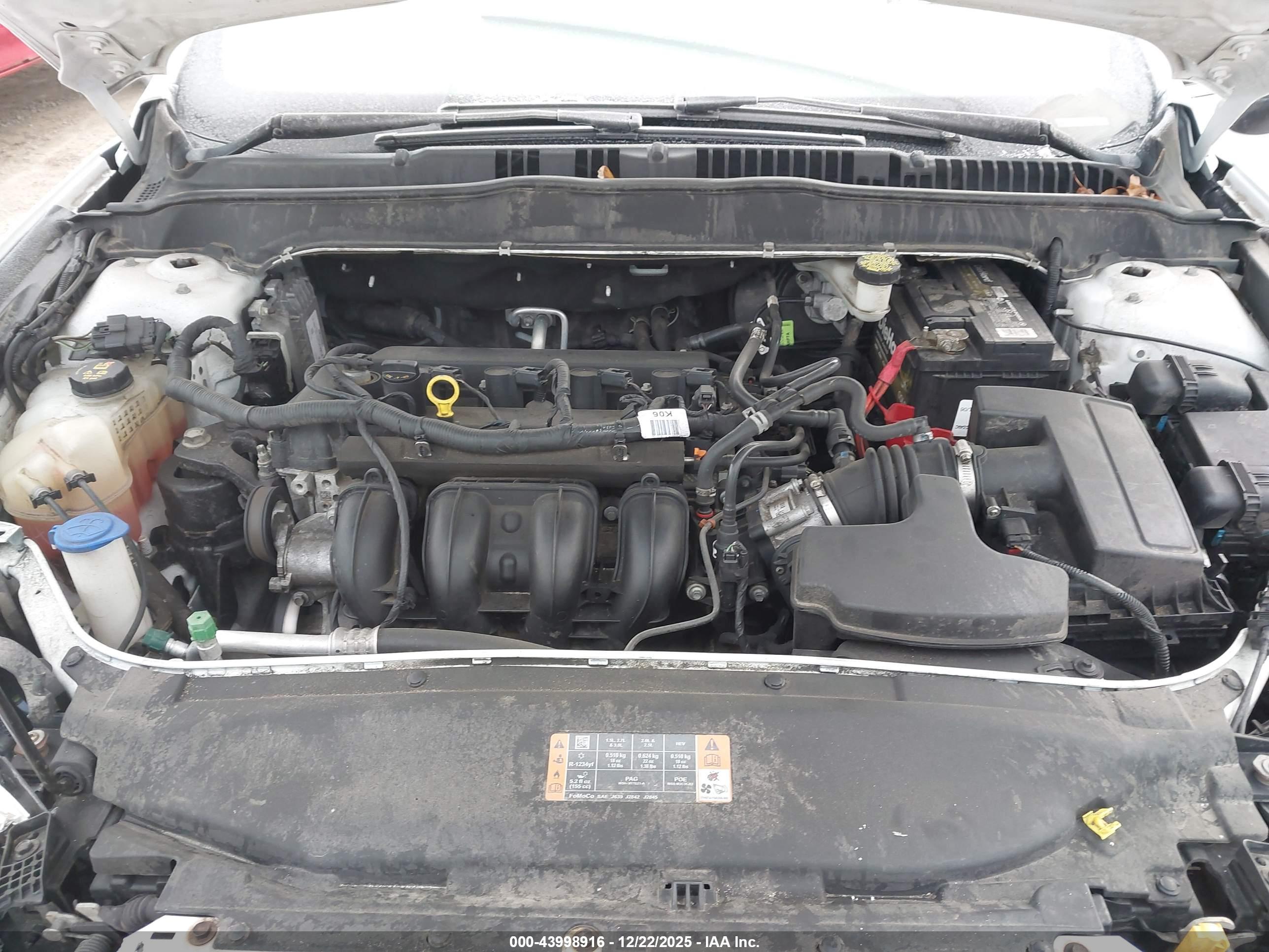 FORD FUSION image 10