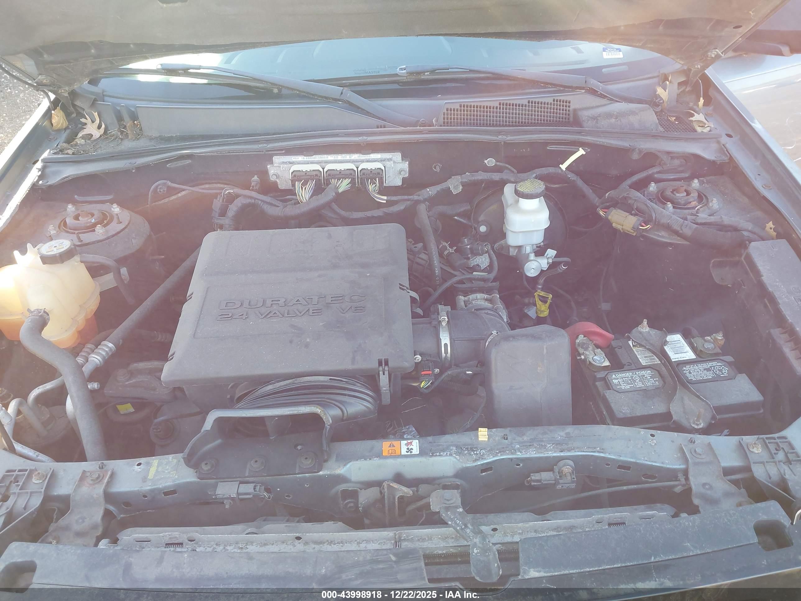 FORD ESCAPE image 10