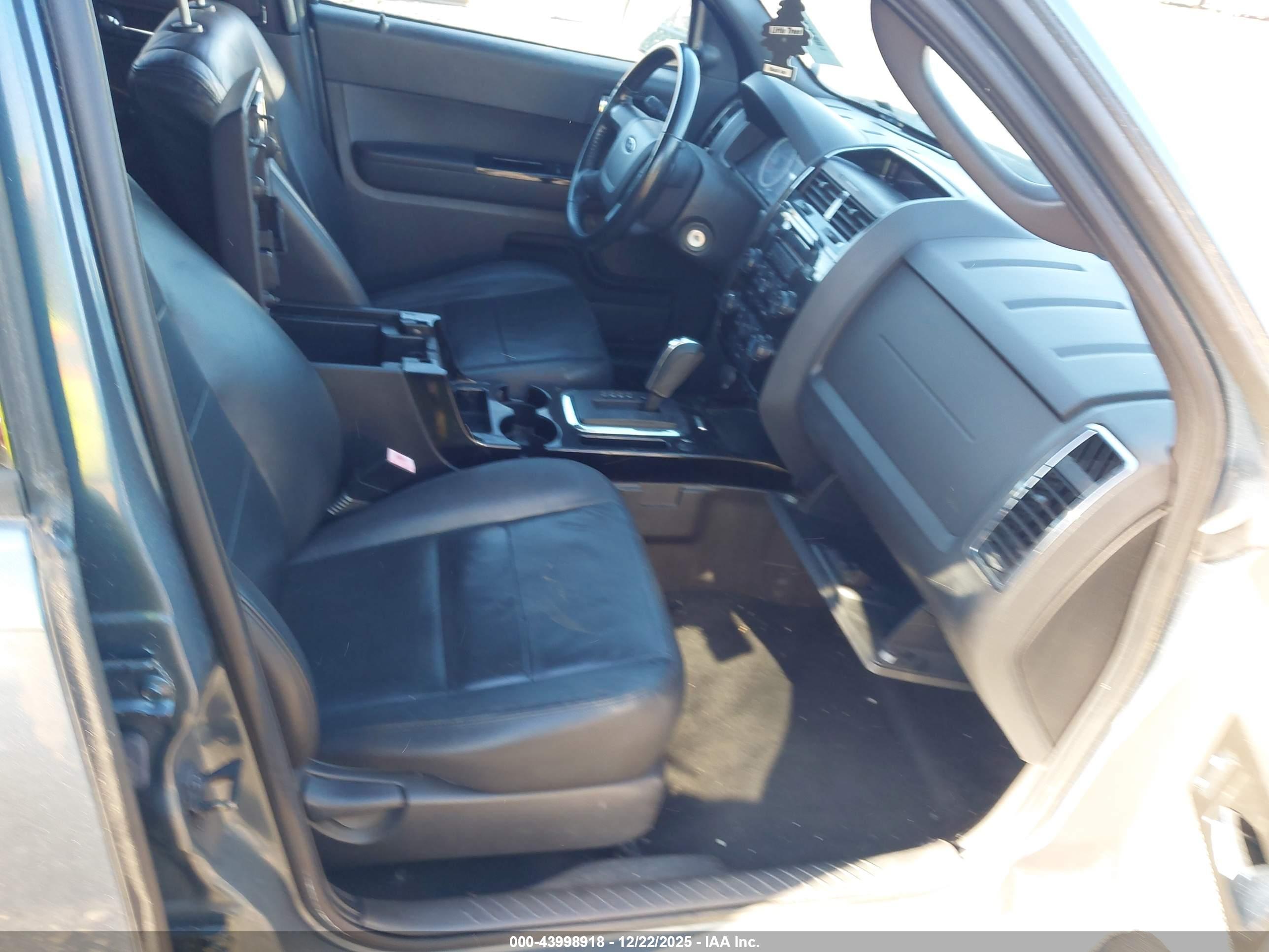 FORD ESCAPE image 5