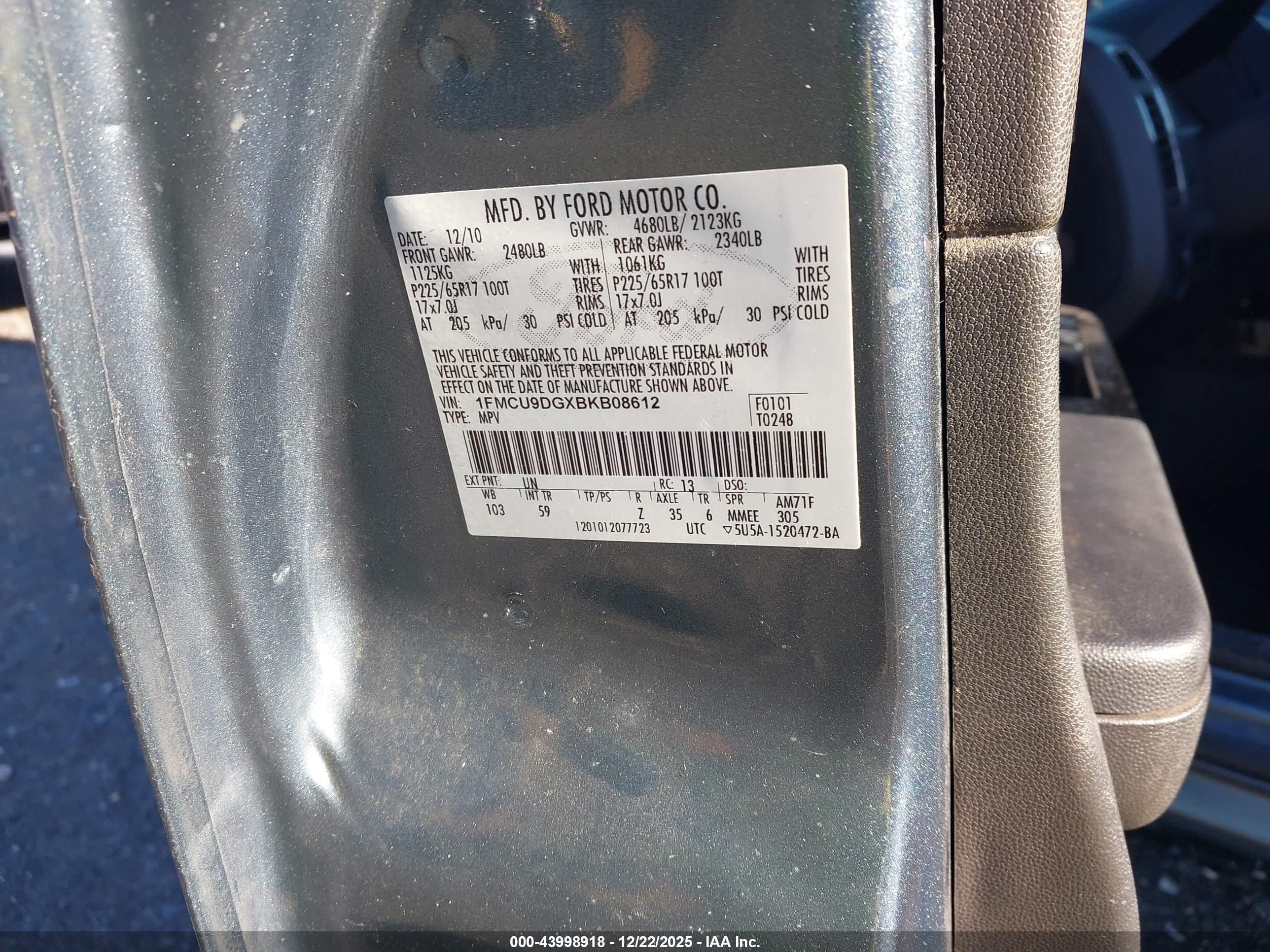 FORD ESCAPE image 9