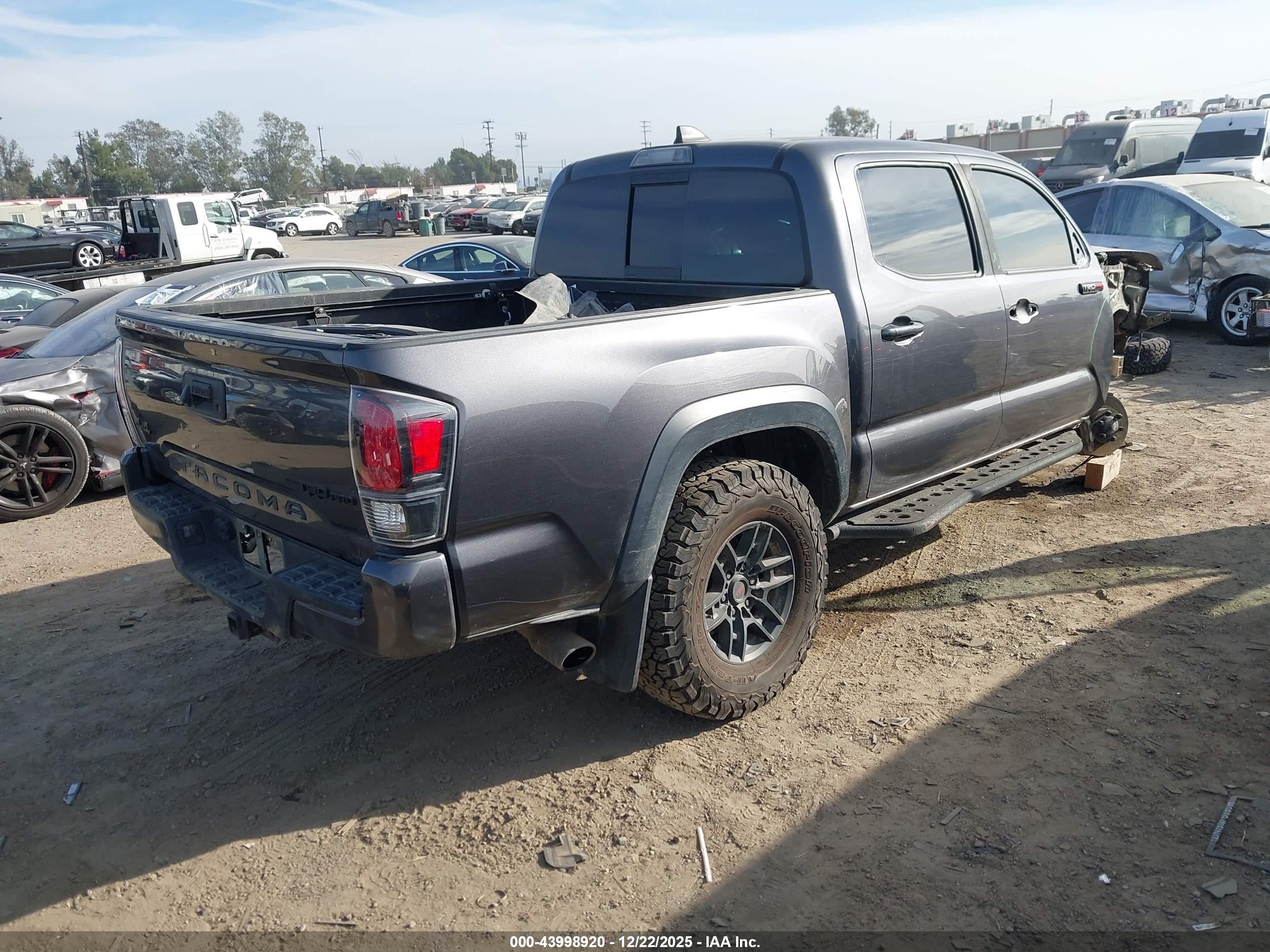 TOYOTA TACOMA image 4