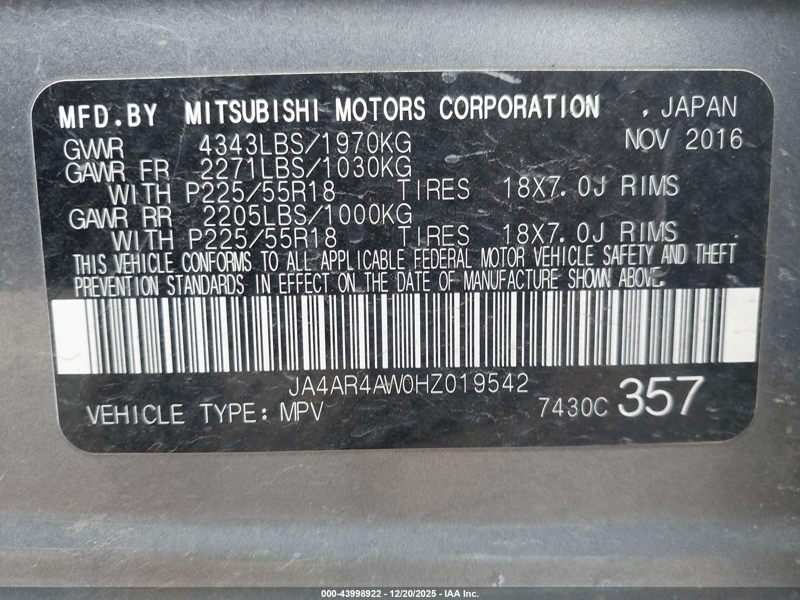 MITSUBISHI OUTLANDER image 9
