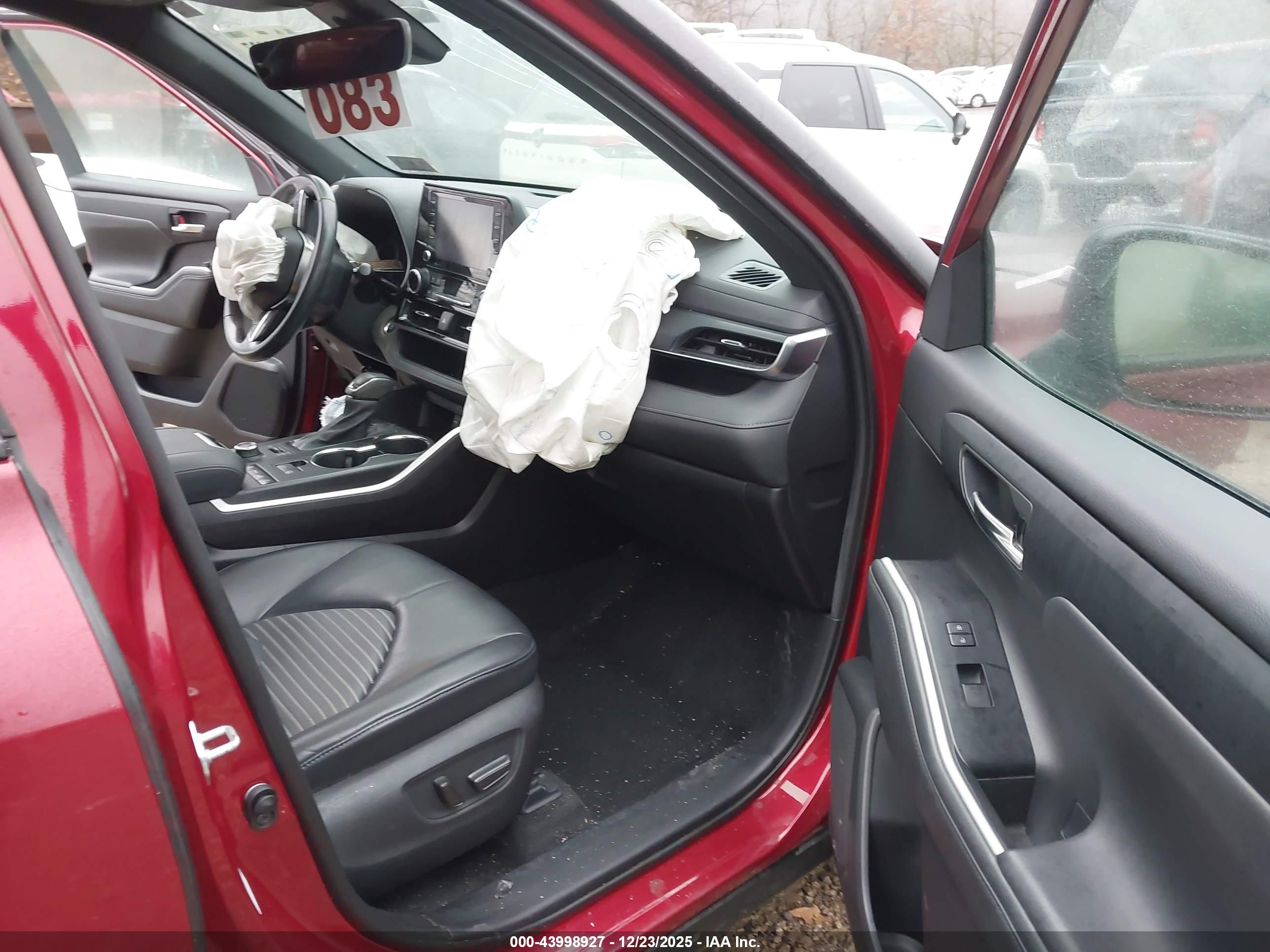 TOYOTA HIGHLANDER image 5