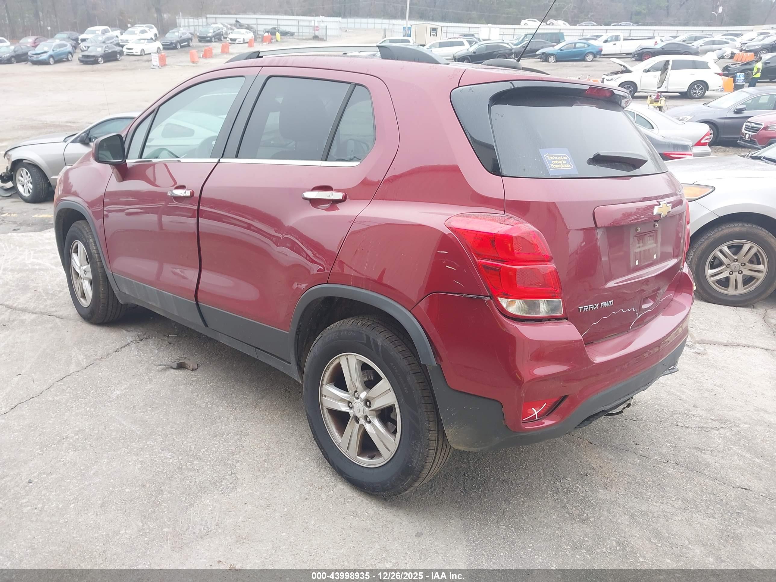 CHEVROLET TRAX image 3
