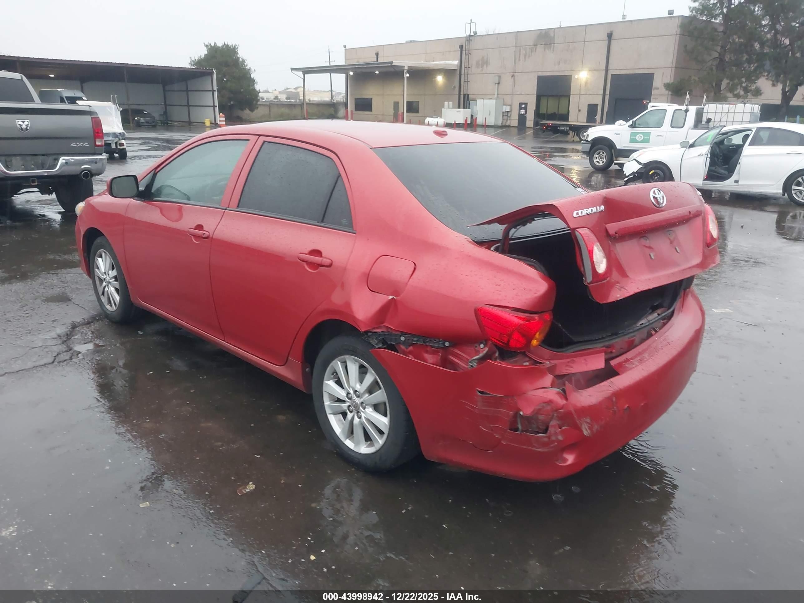 TOYOTA COROLLA image 3