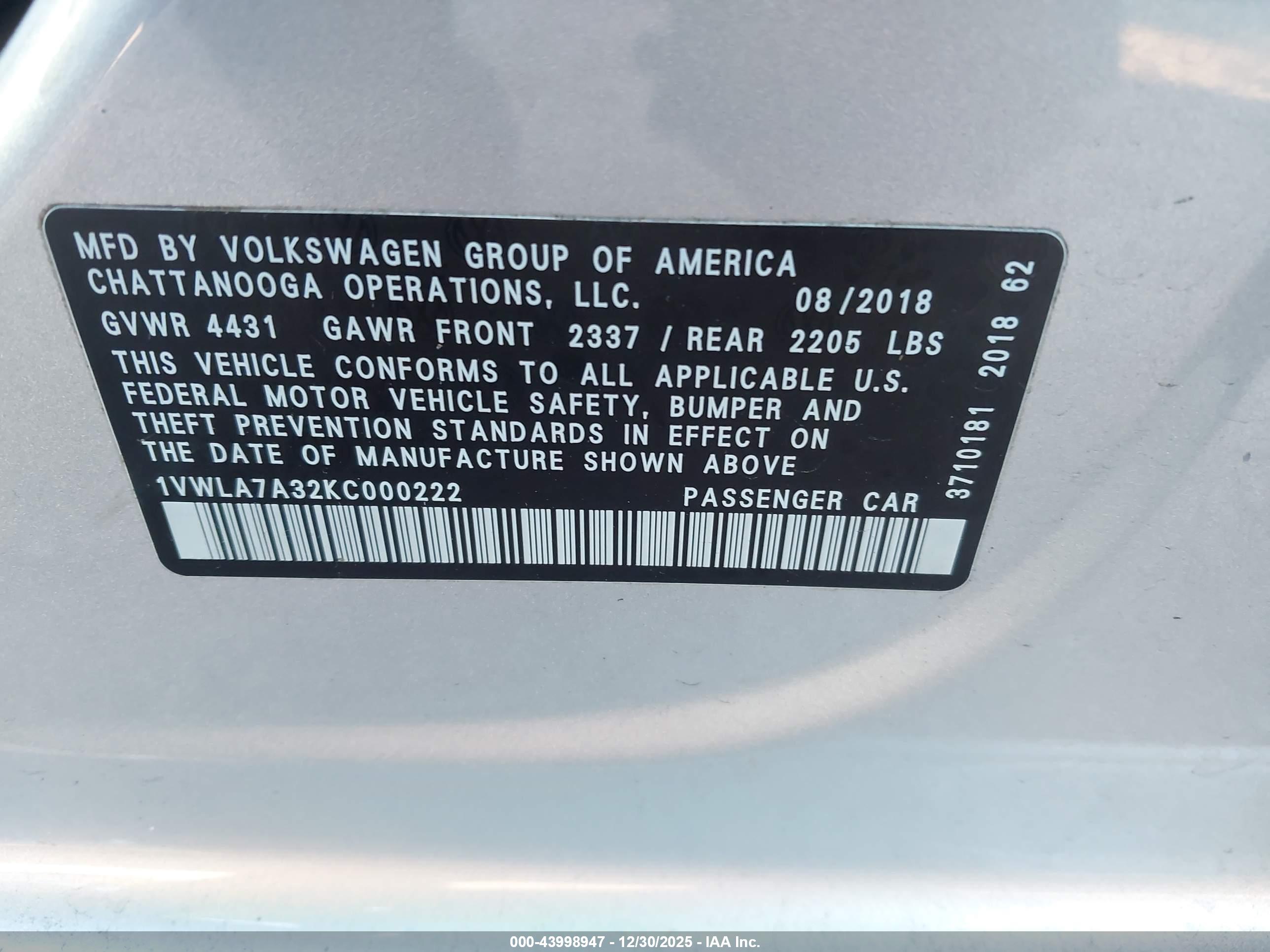 VOLKSWAGEN PASSAT image 9