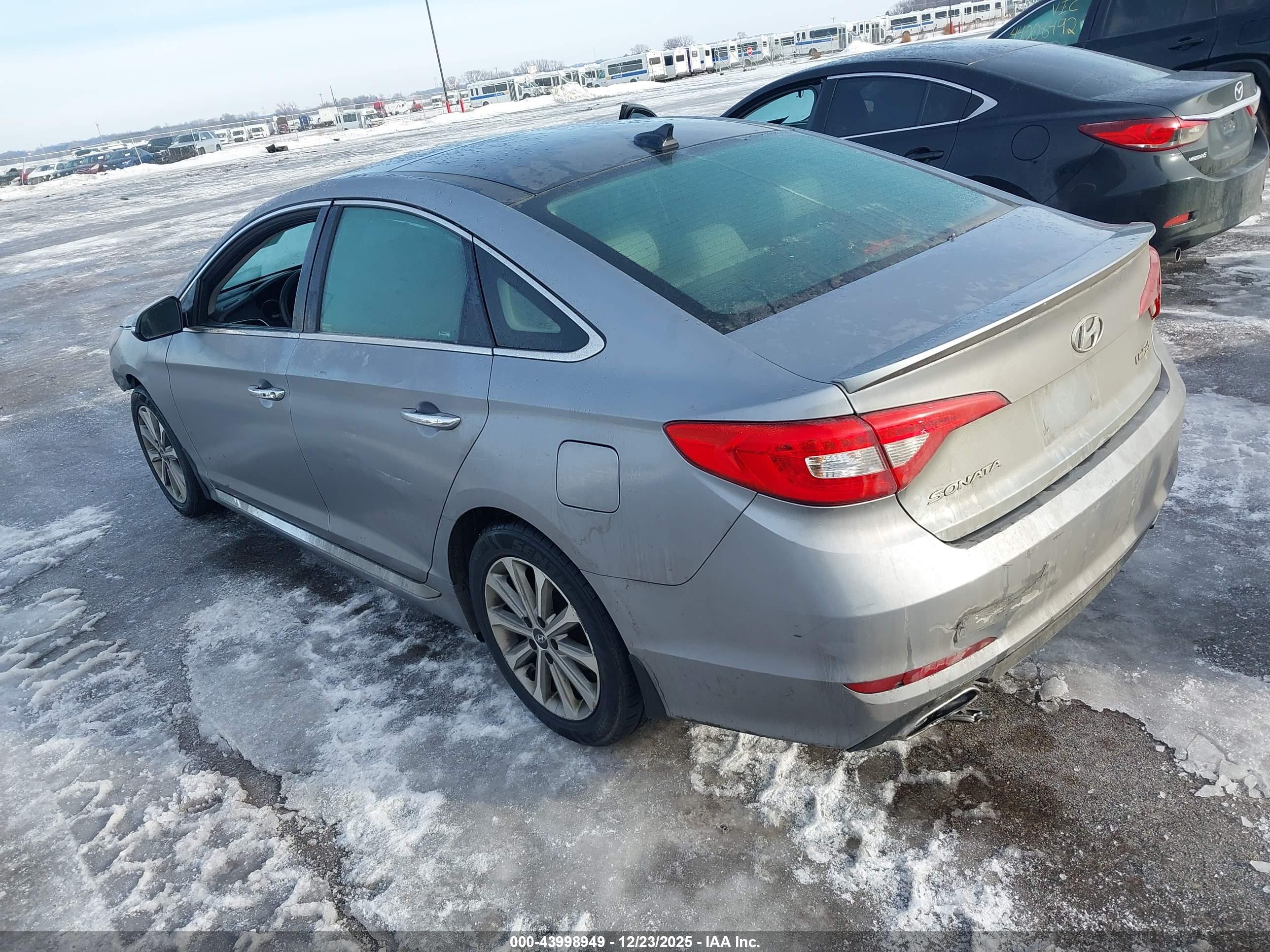 HYUNDAI SONATA image 3