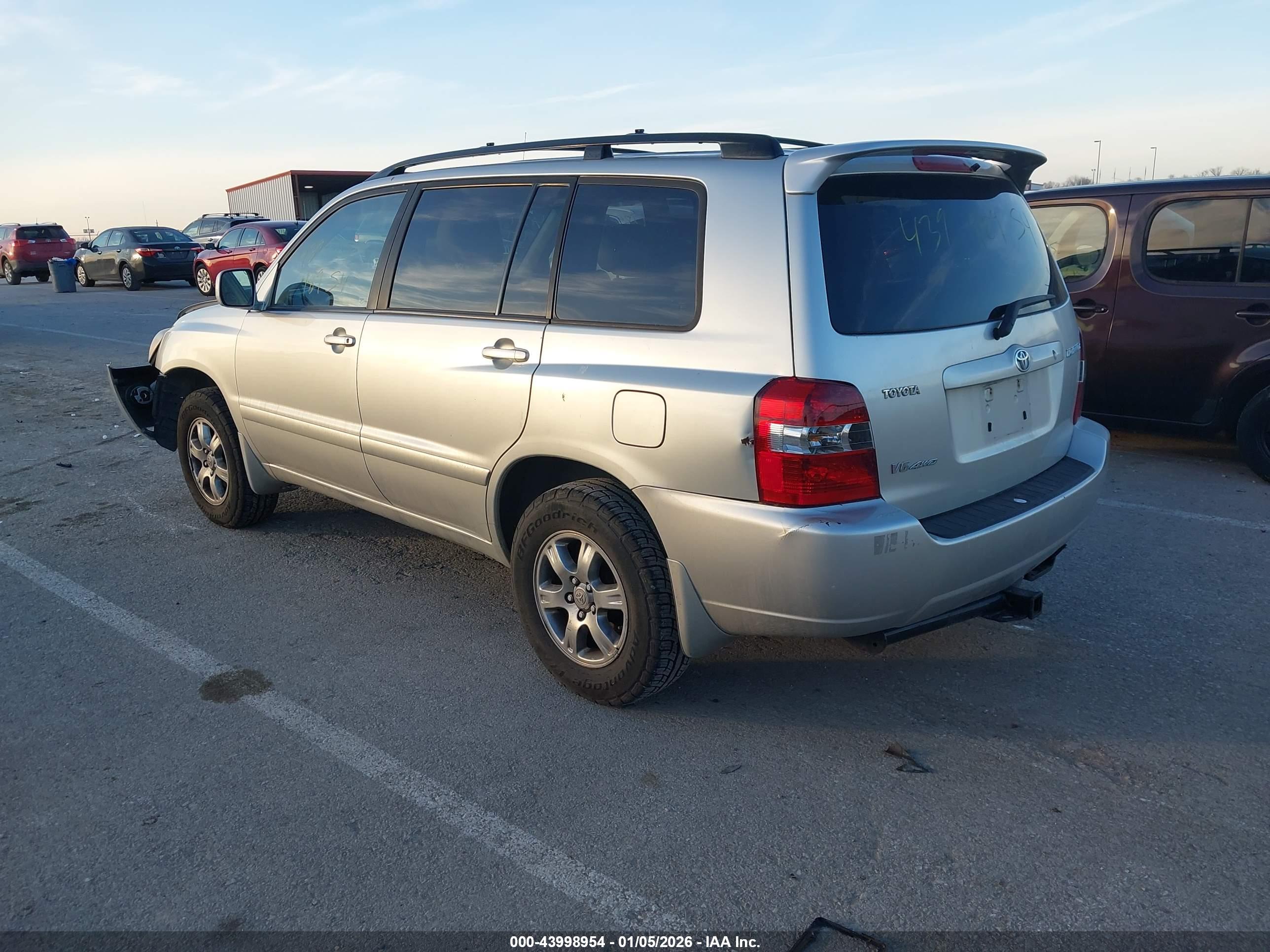 TOYOTA HIGHLANDER image 3