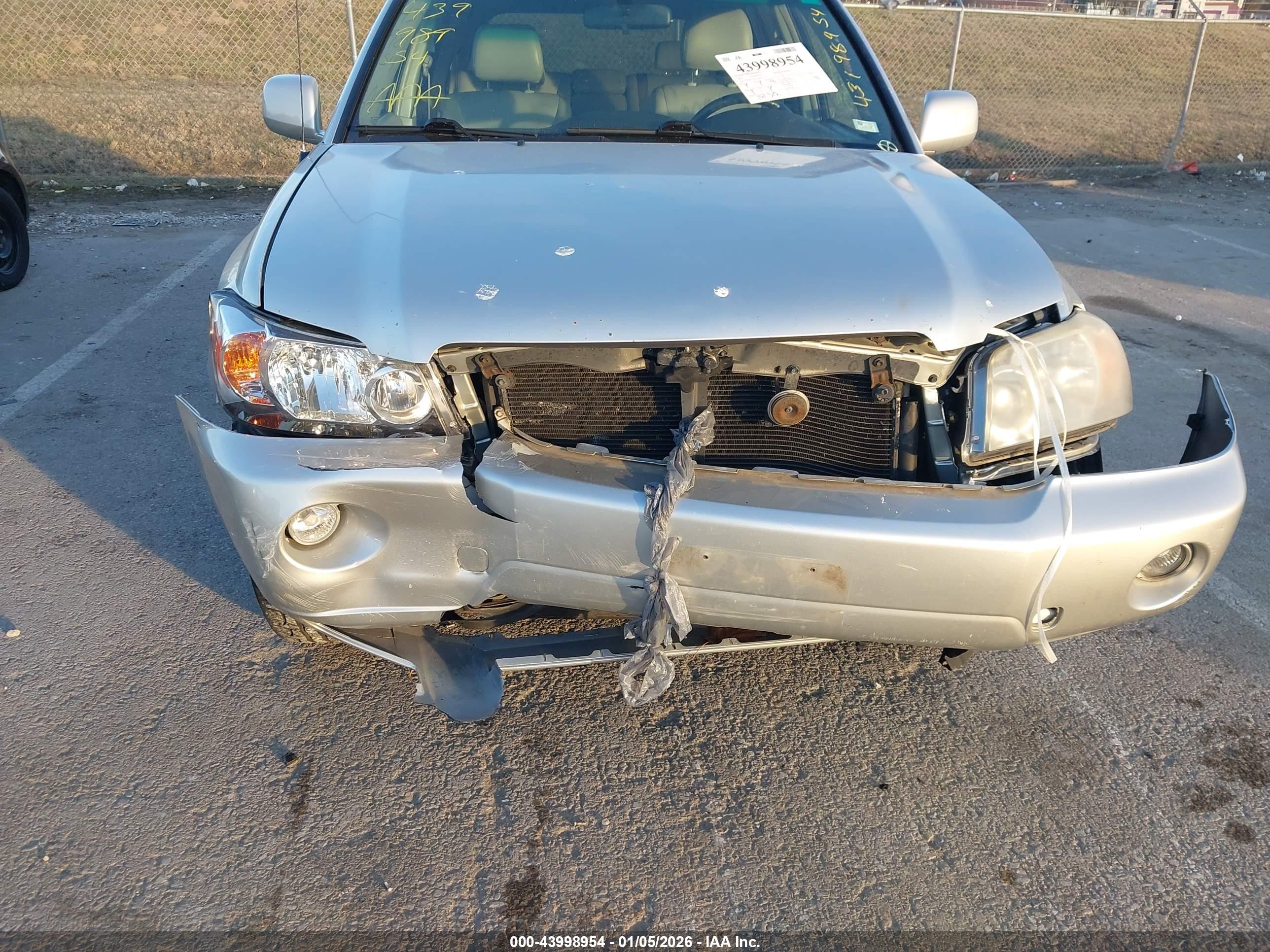 TOYOTA HIGHLANDER image 6