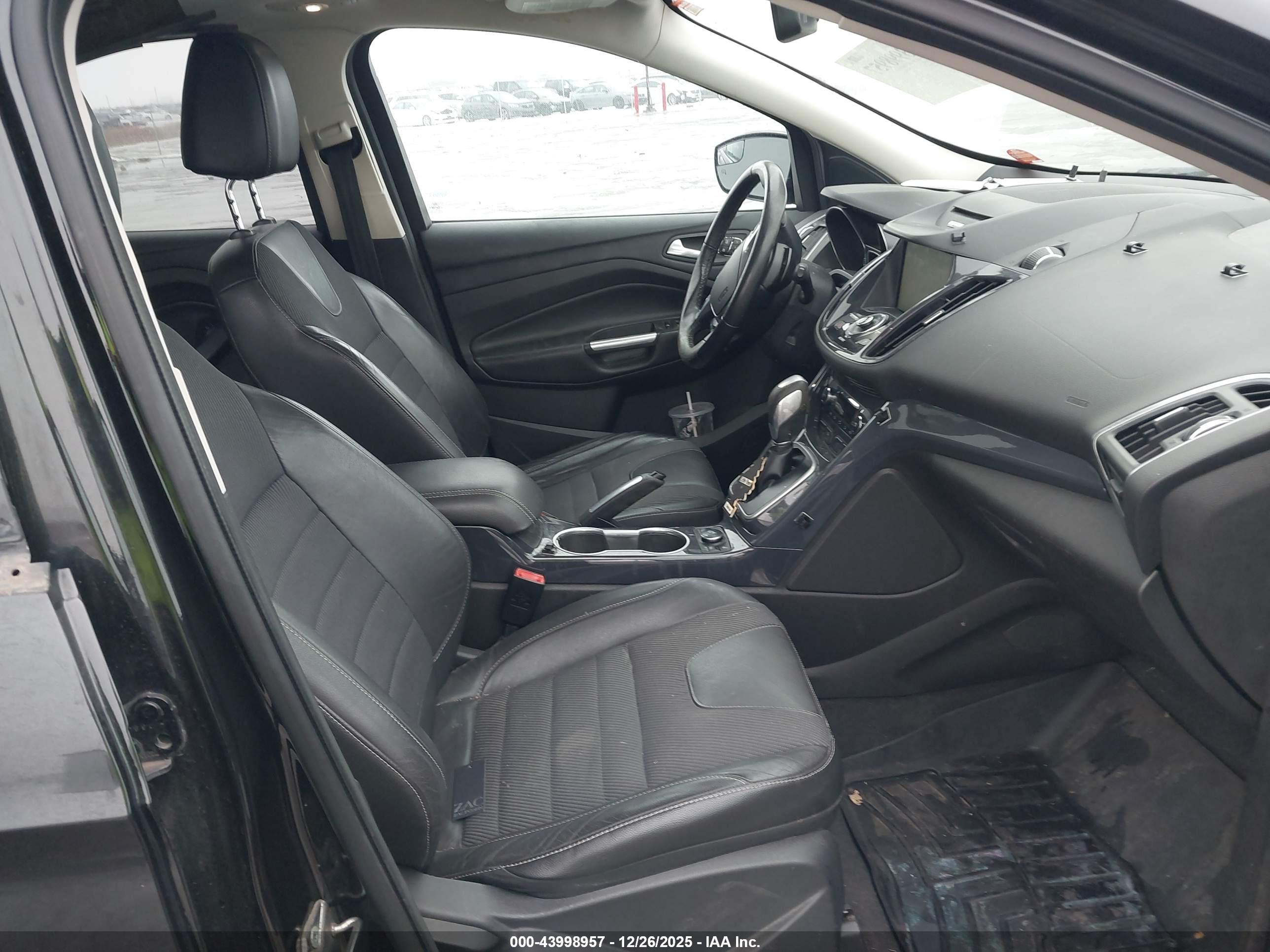 FORD ESCAPE image 5