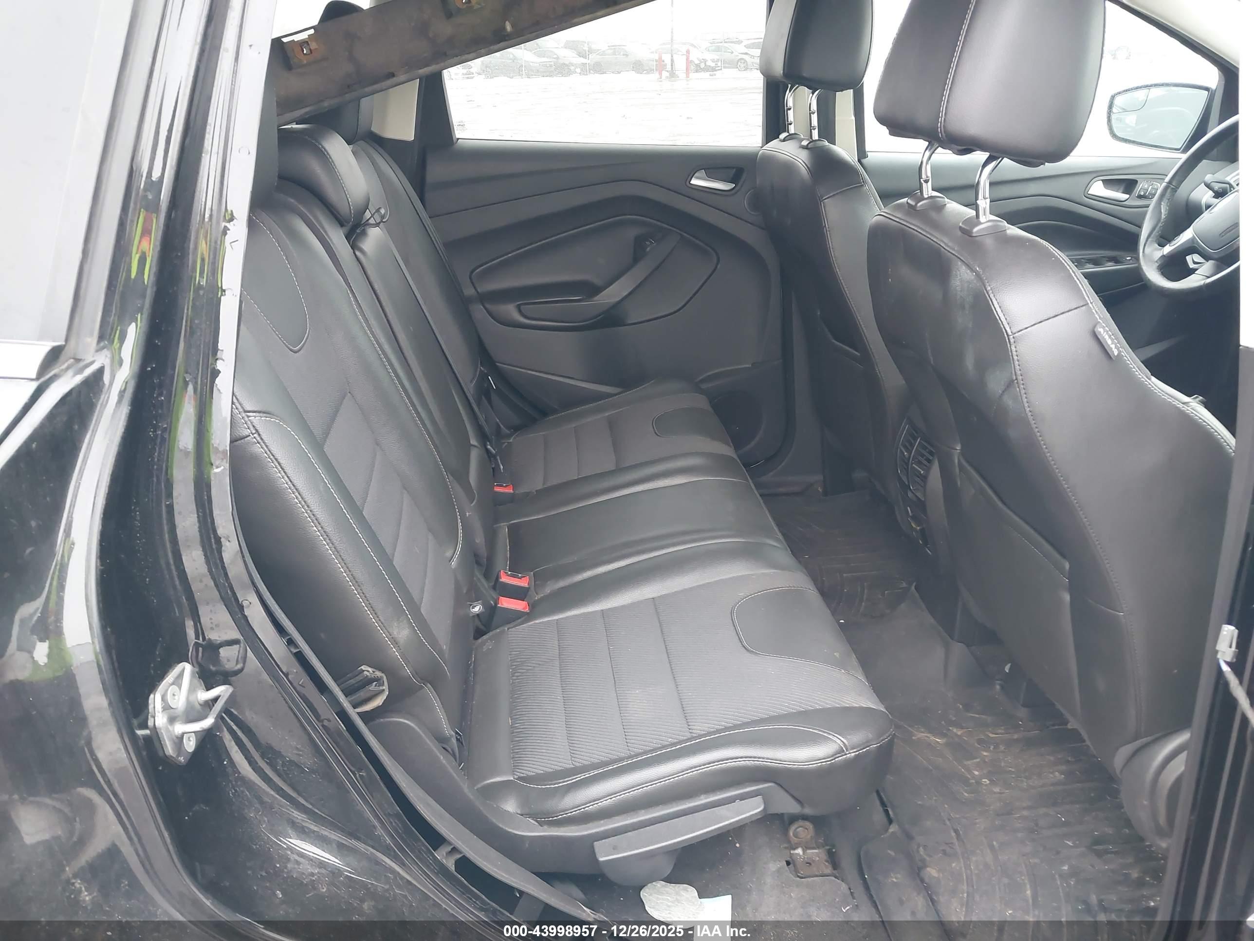 FORD ESCAPE image 8