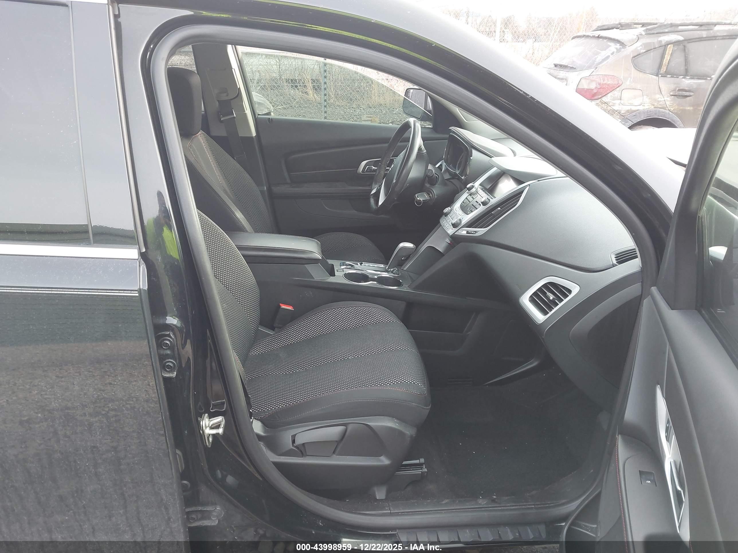 GMC TERRAIN image 5
