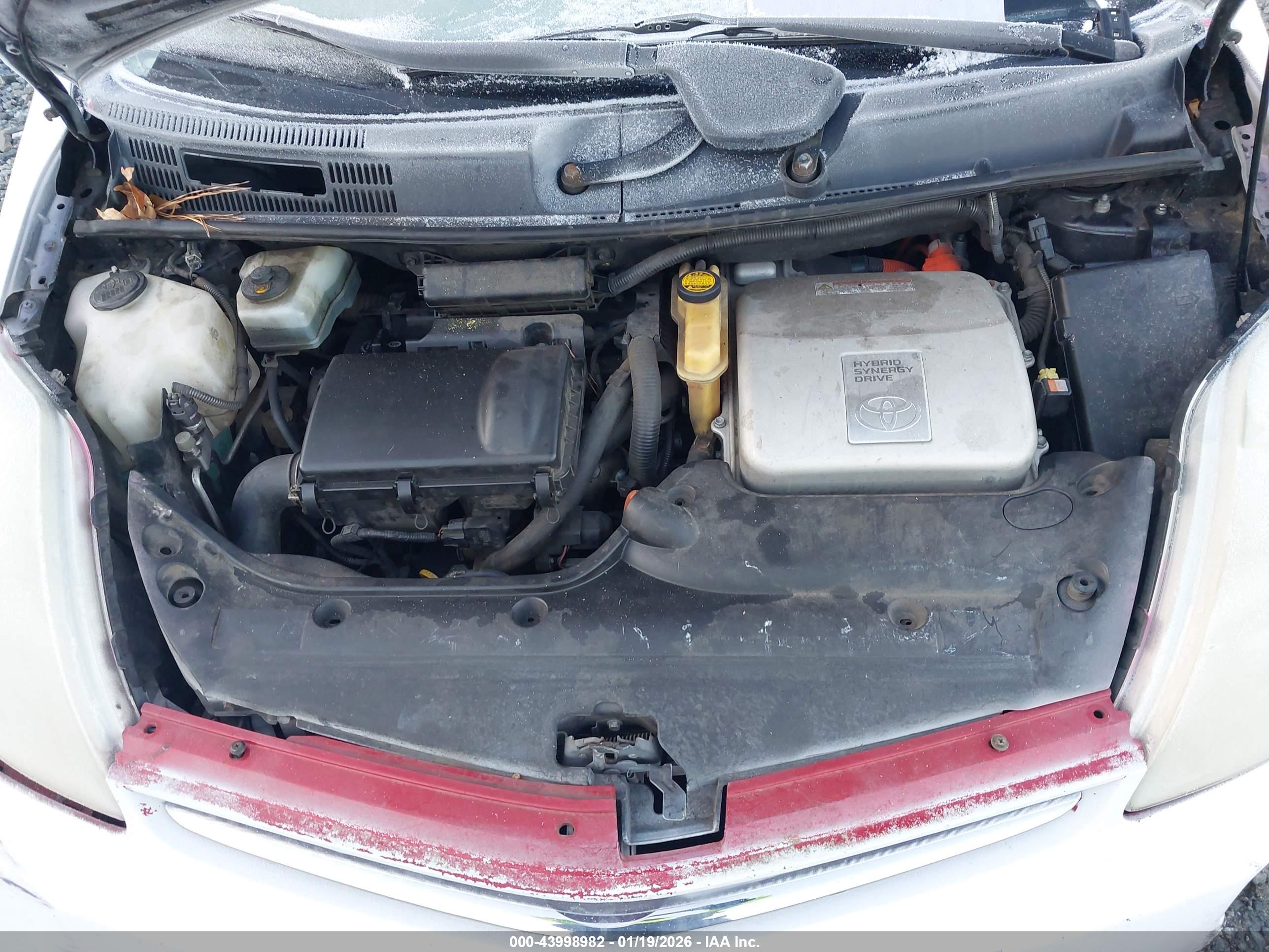 TOYOTA PRIUS image 10