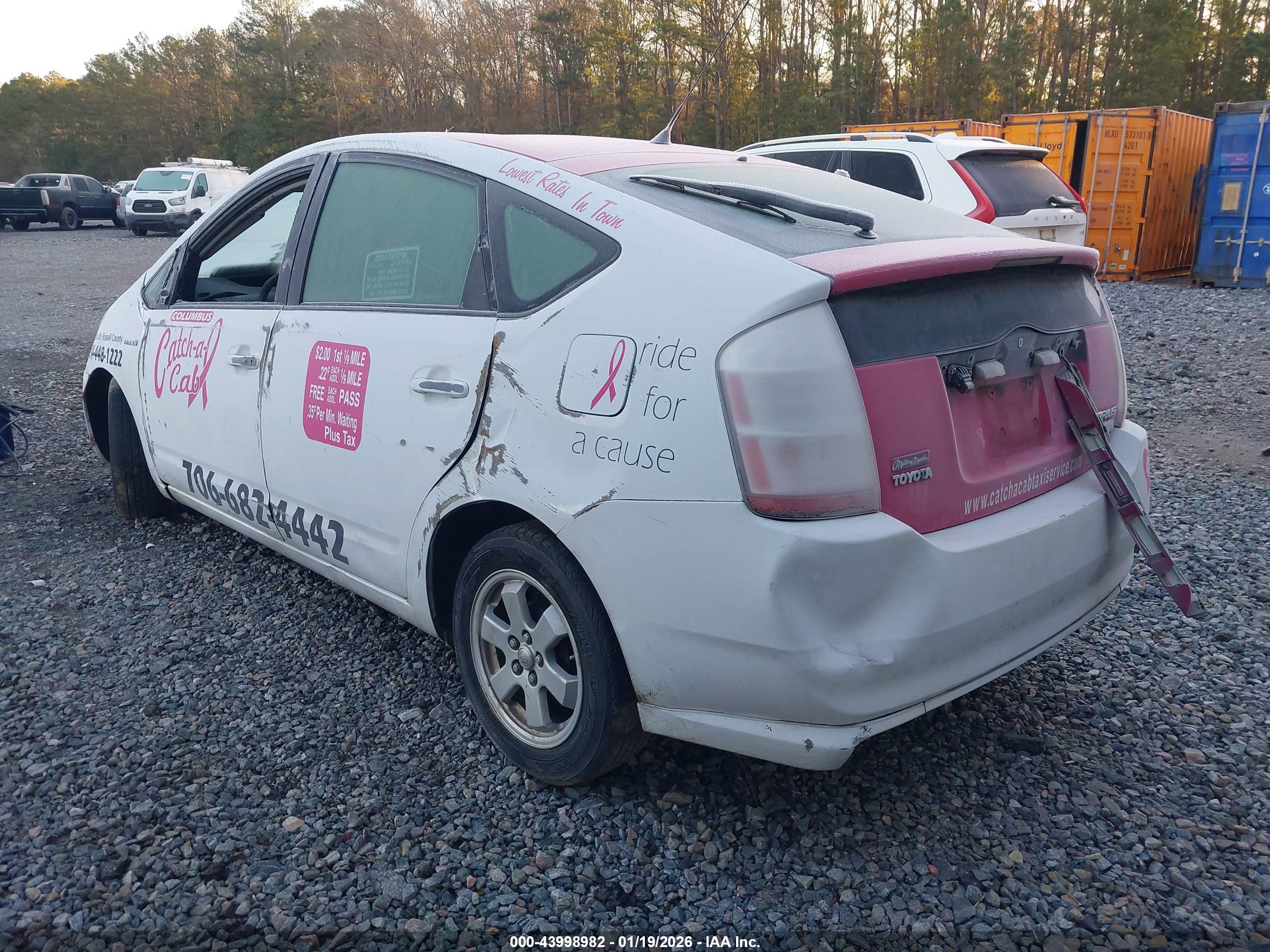 TOYOTA PRIUS image 3