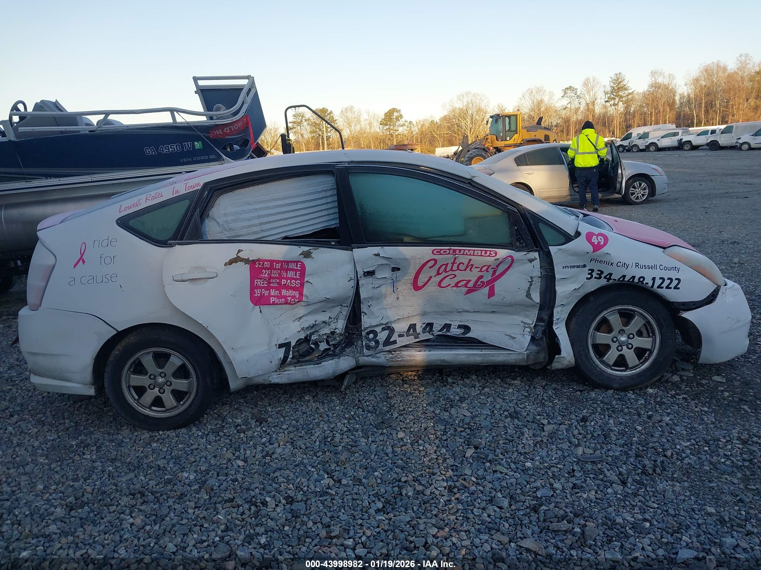 TOYOTA PRIUS image 6