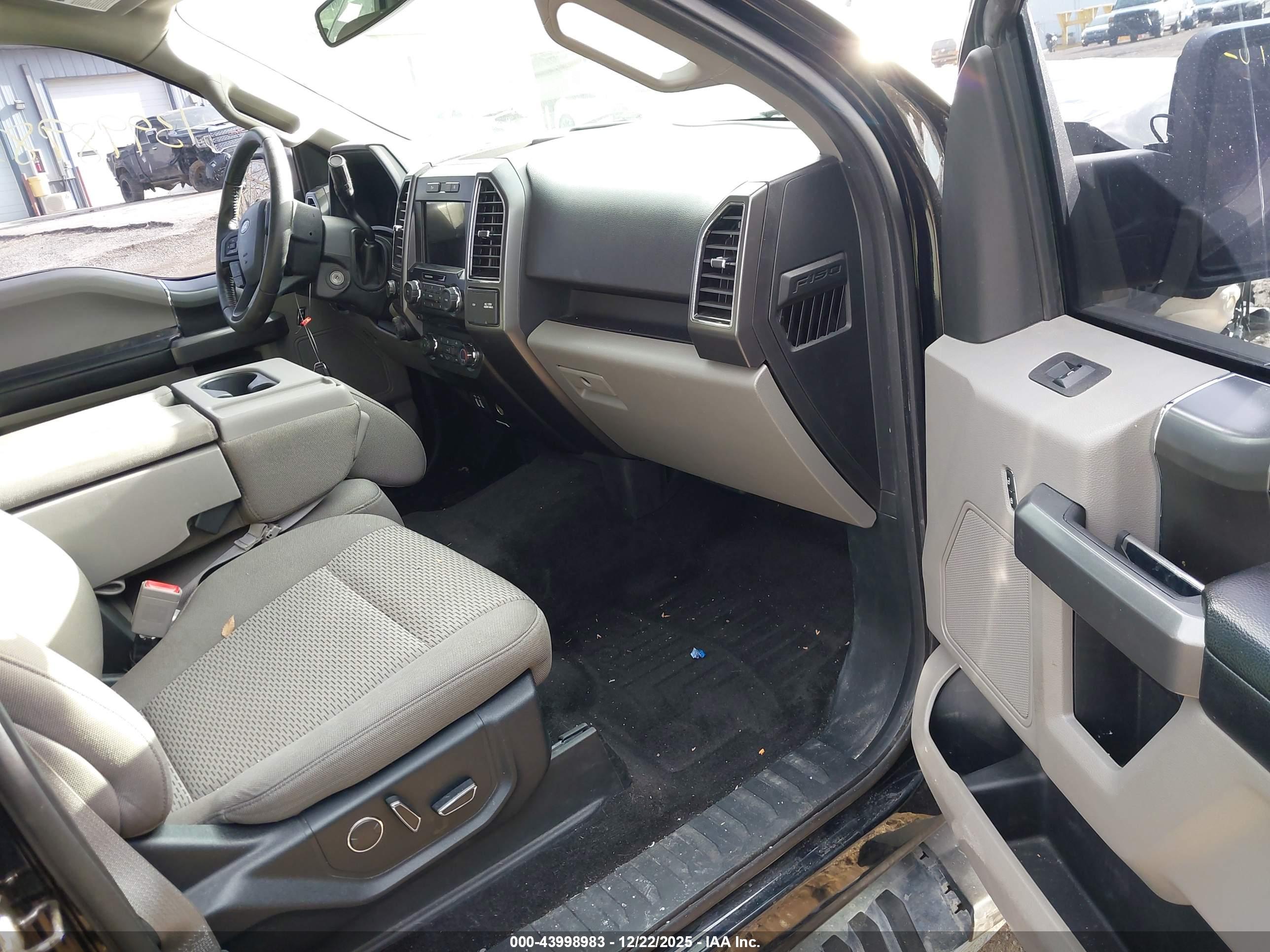 FORD F-150 image 5