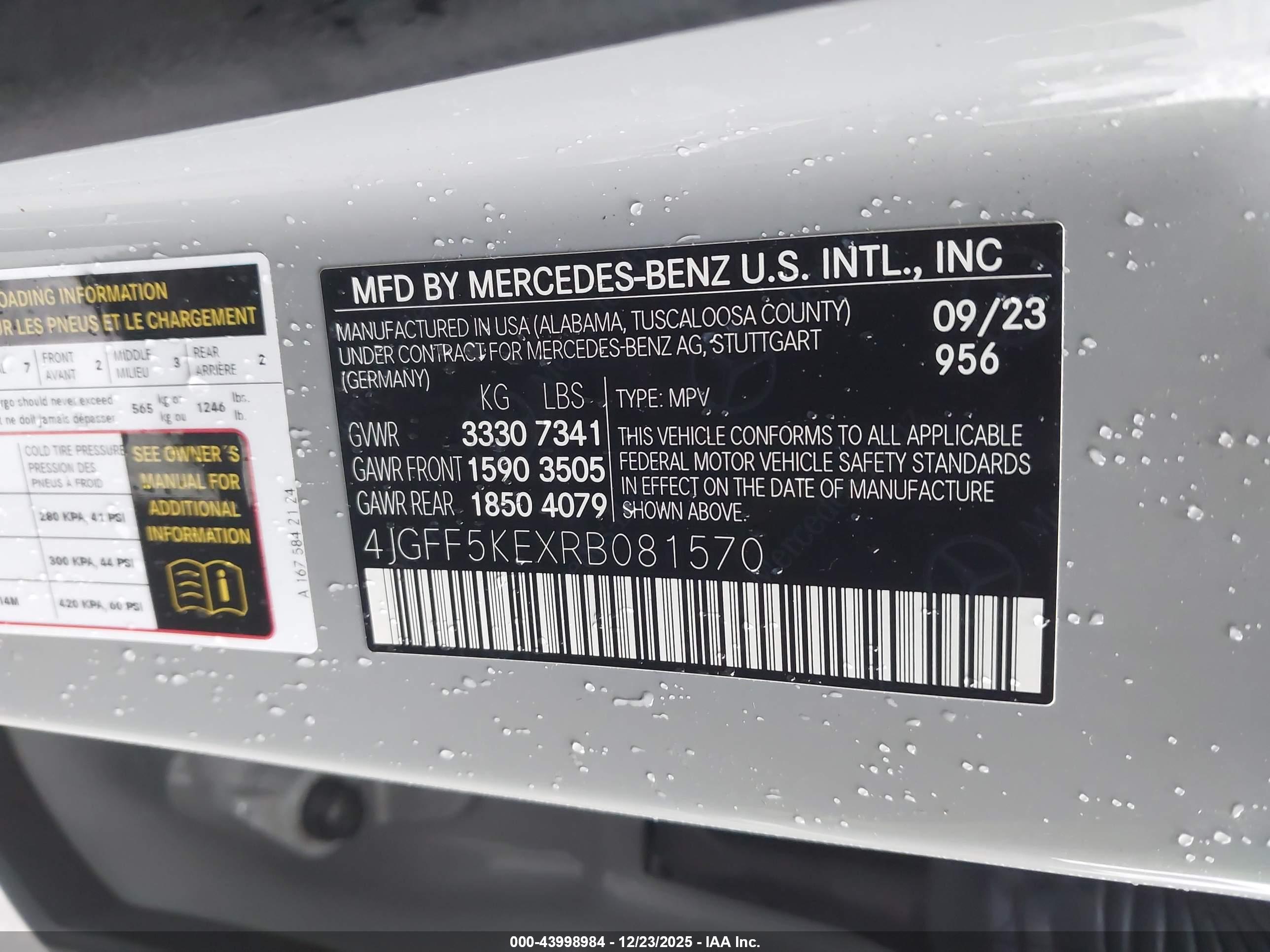 MERCEDES-BENZ GLS image 9