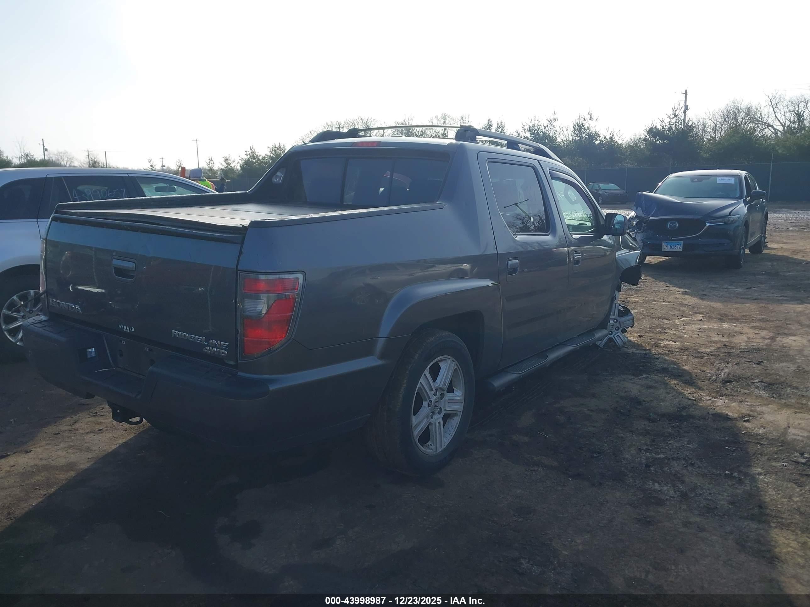 HONDA RIDGELINE image 4
