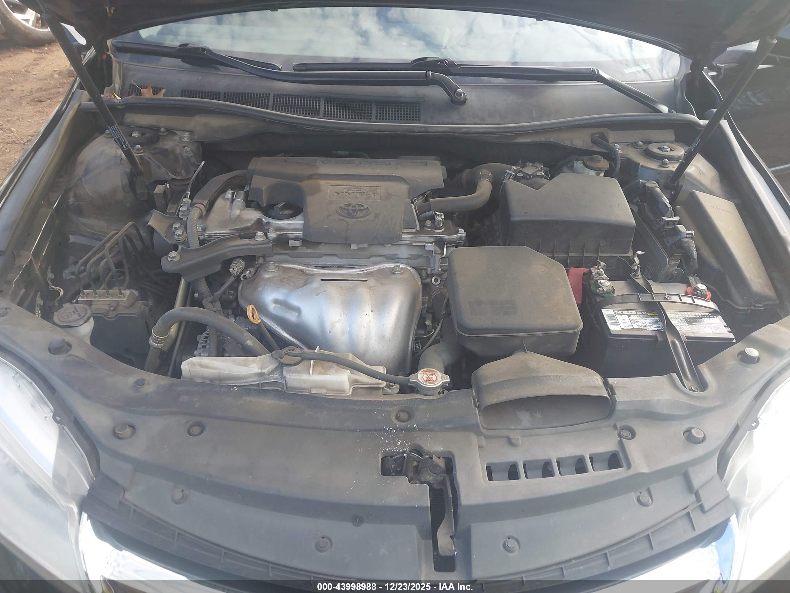 TOYOTA CAMRY image 10