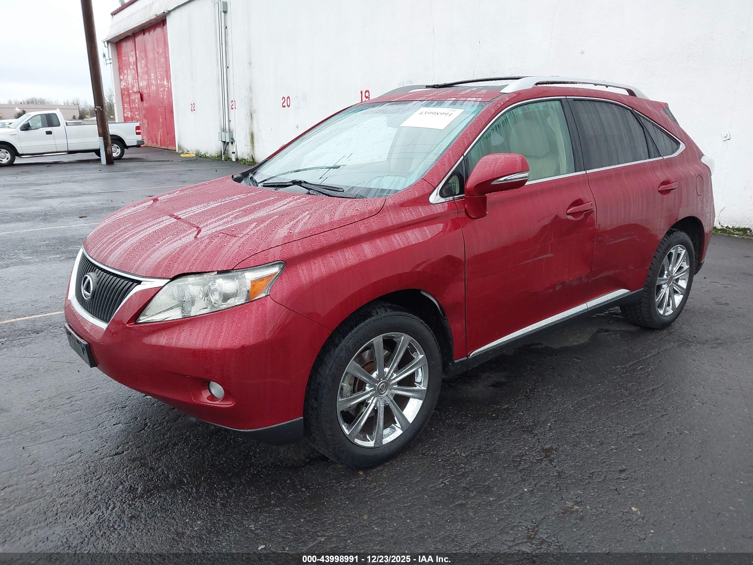LEXUS RX image 2