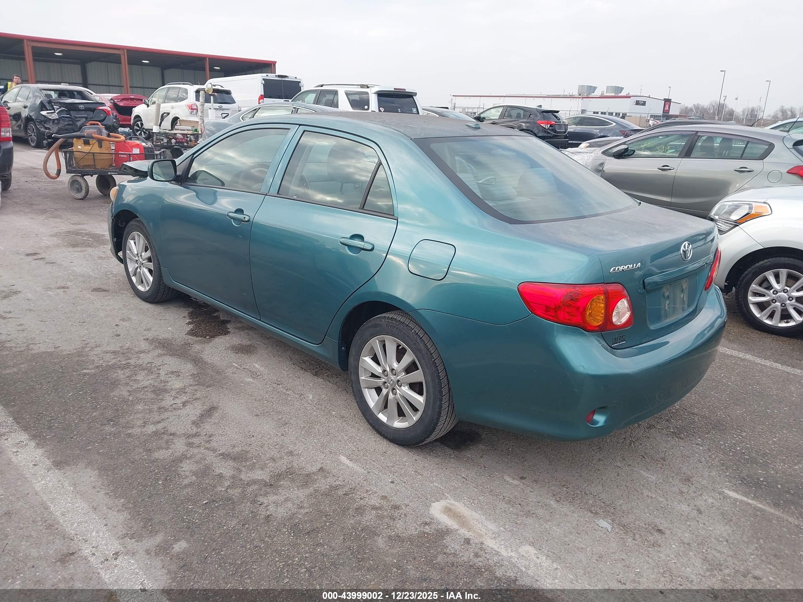 TOYOTA COROLLA image 3