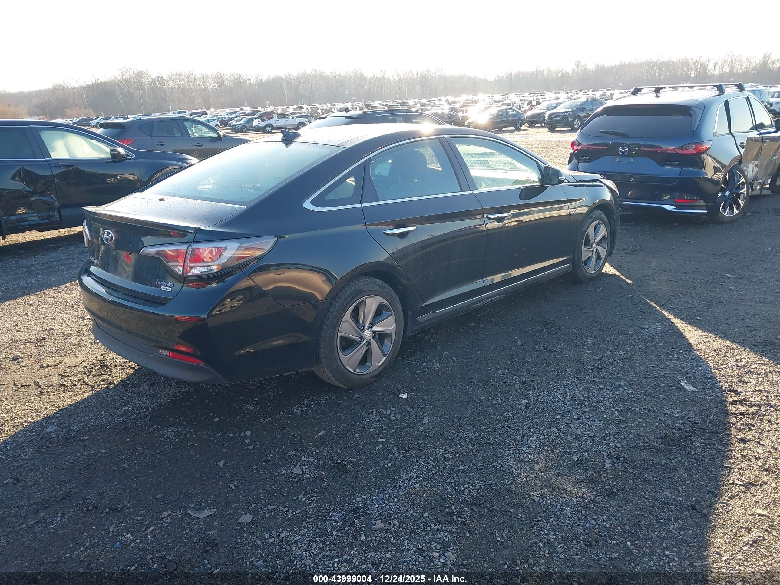 HYUNDAI SONATA image 4