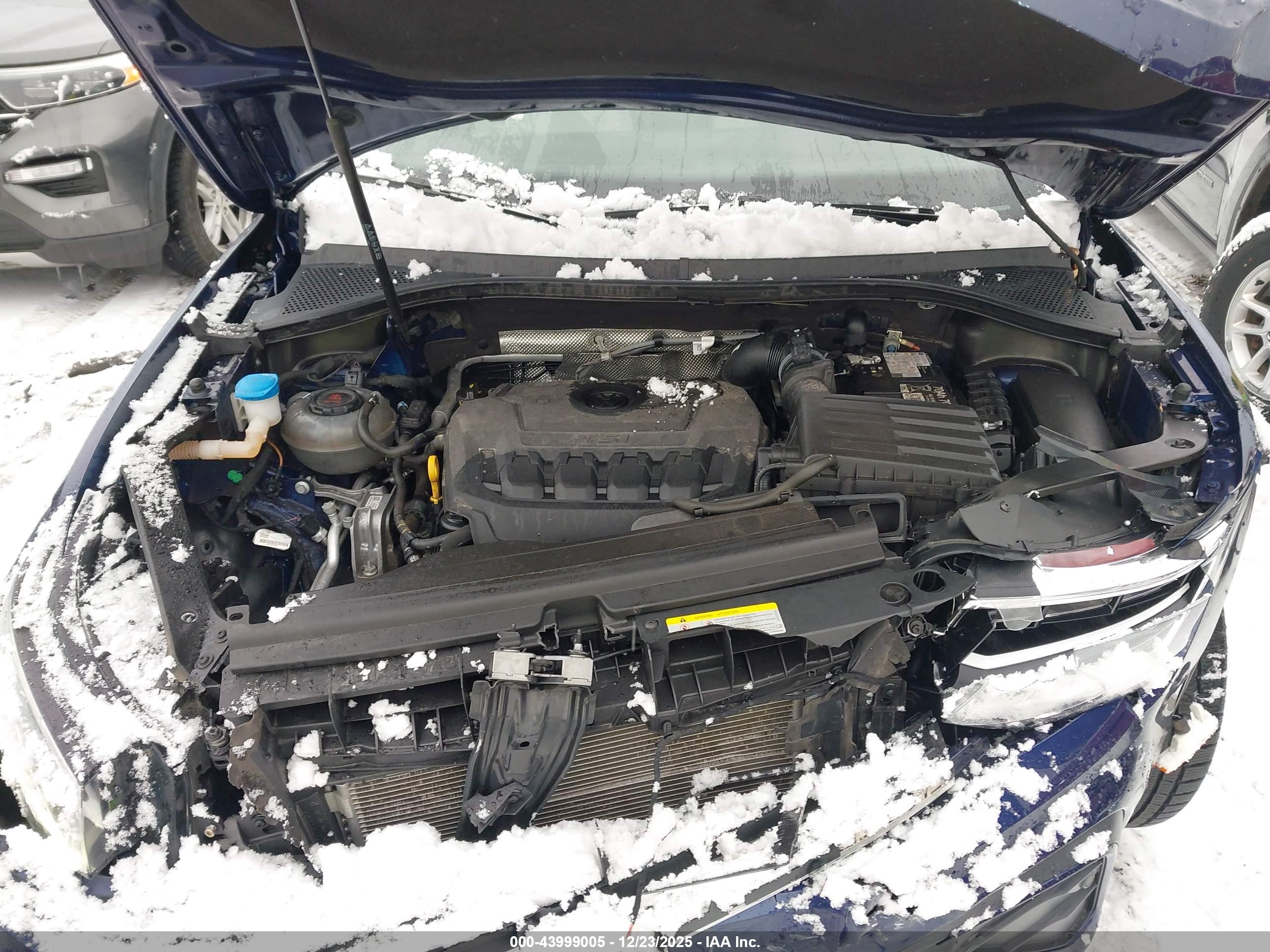 VOLKSWAGEN TIGUAN image 10