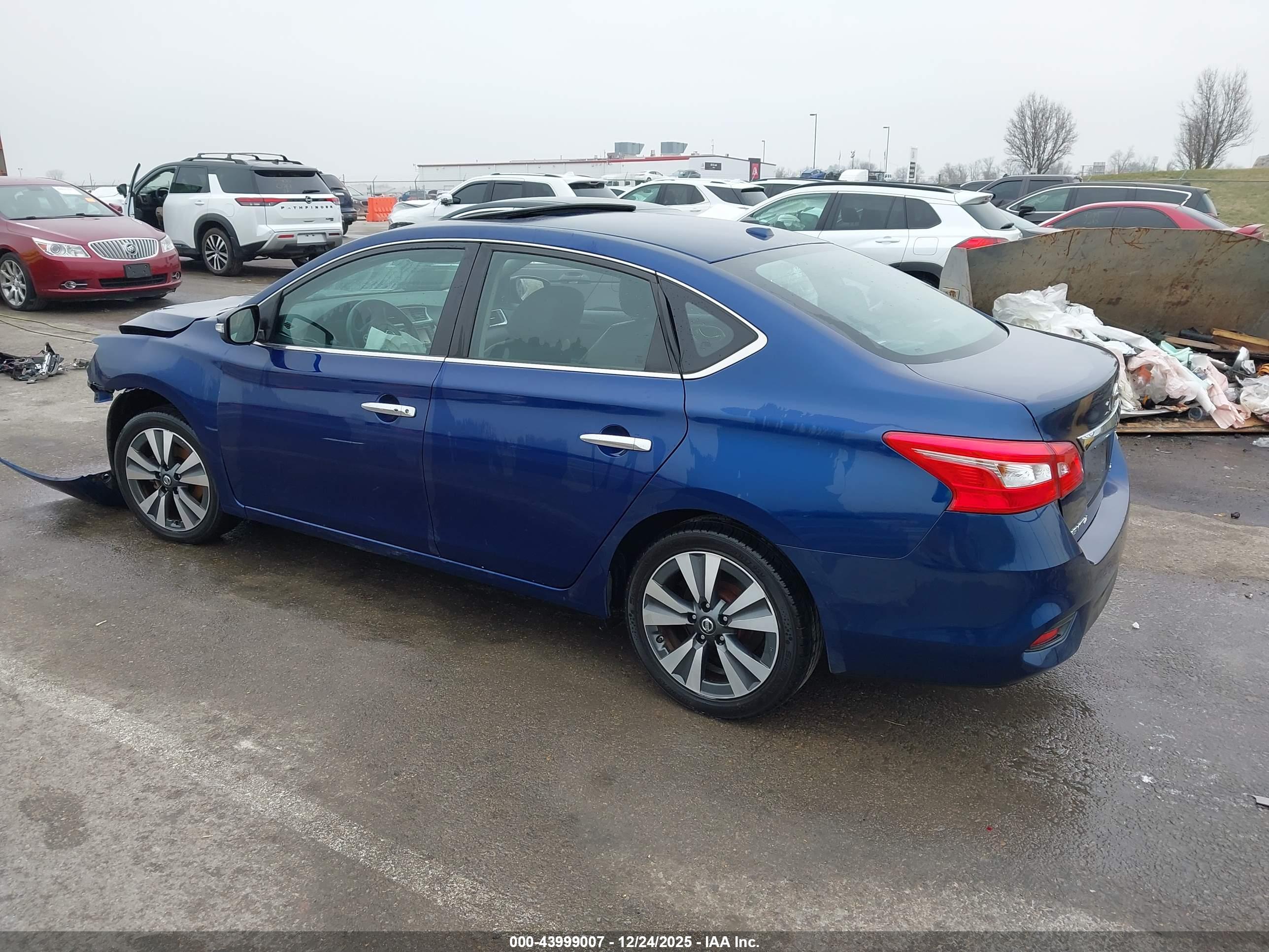 NISSAN SENTRA image 3