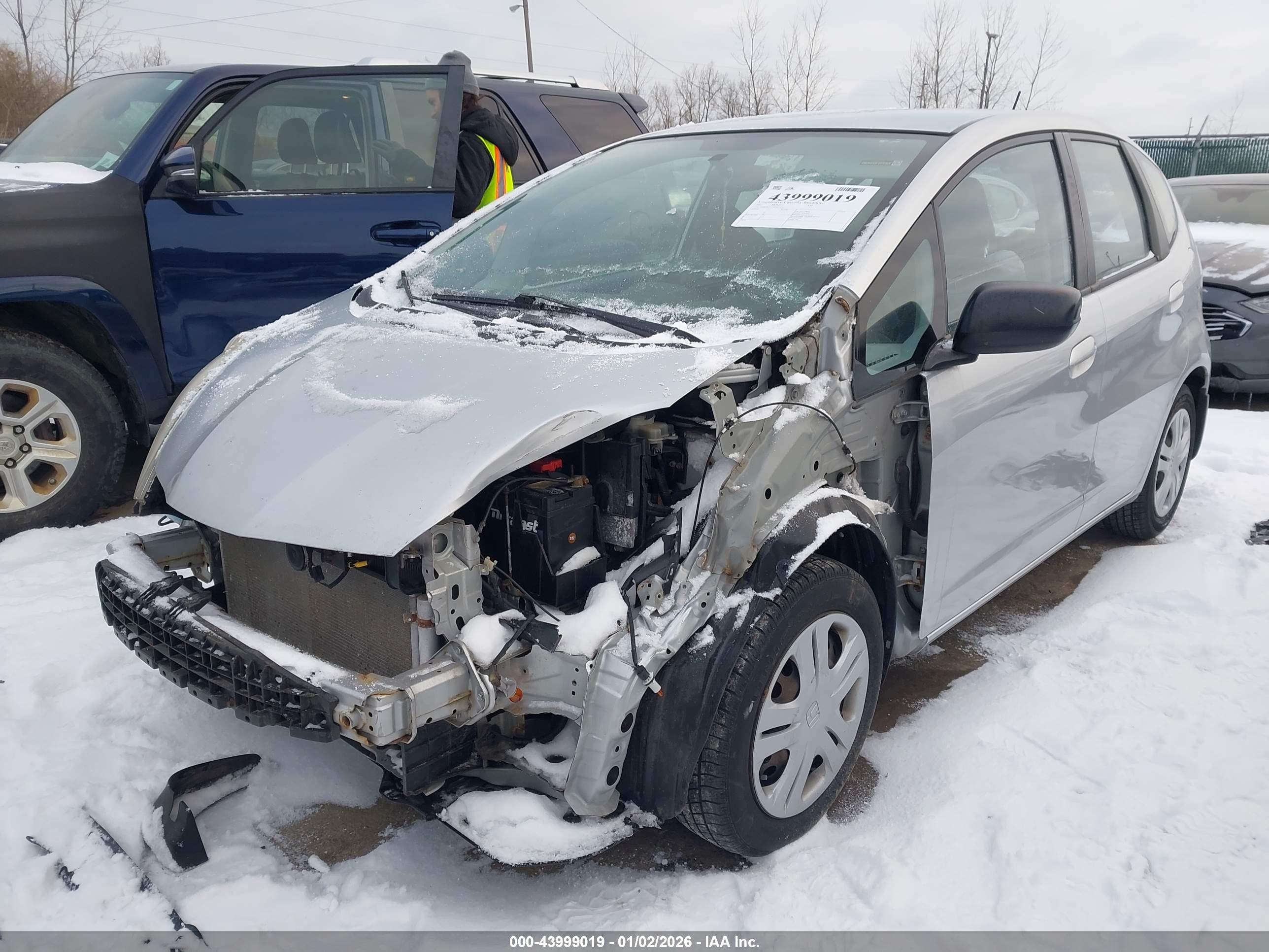 HONDA FIT image 6