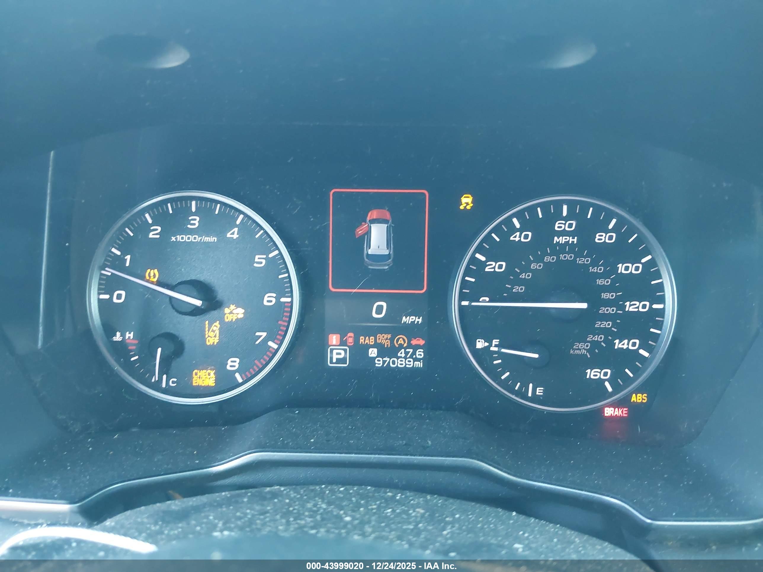 SUBARU OUTBACK image 7