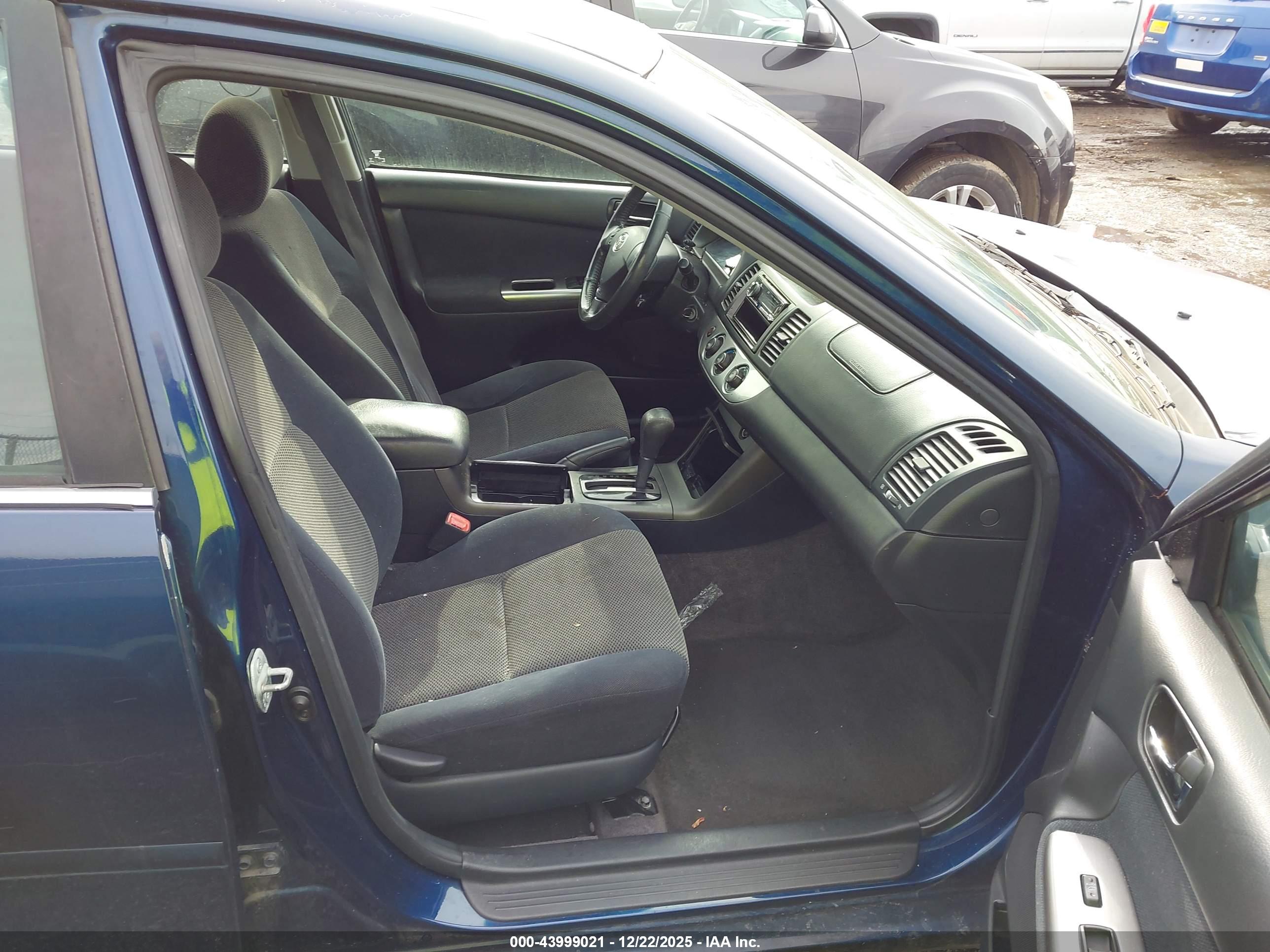 TOYOTA CAMRY image 5
