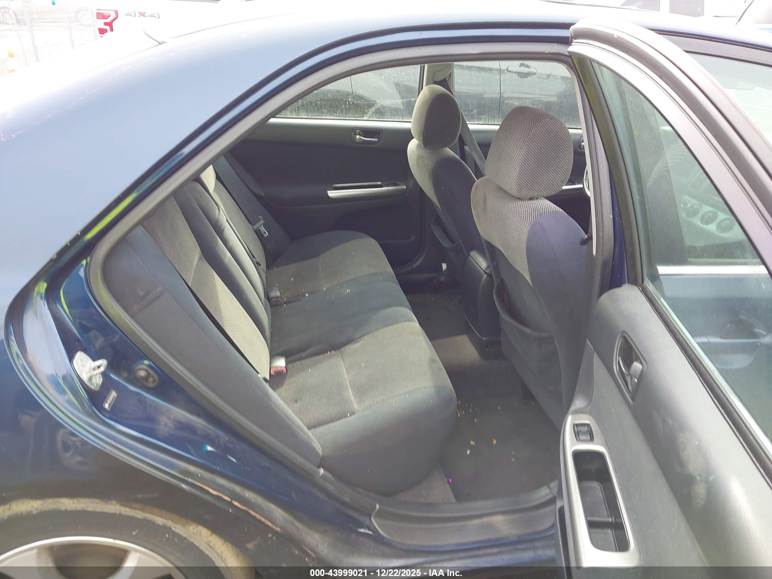 TOYOTA CAMRY image 8