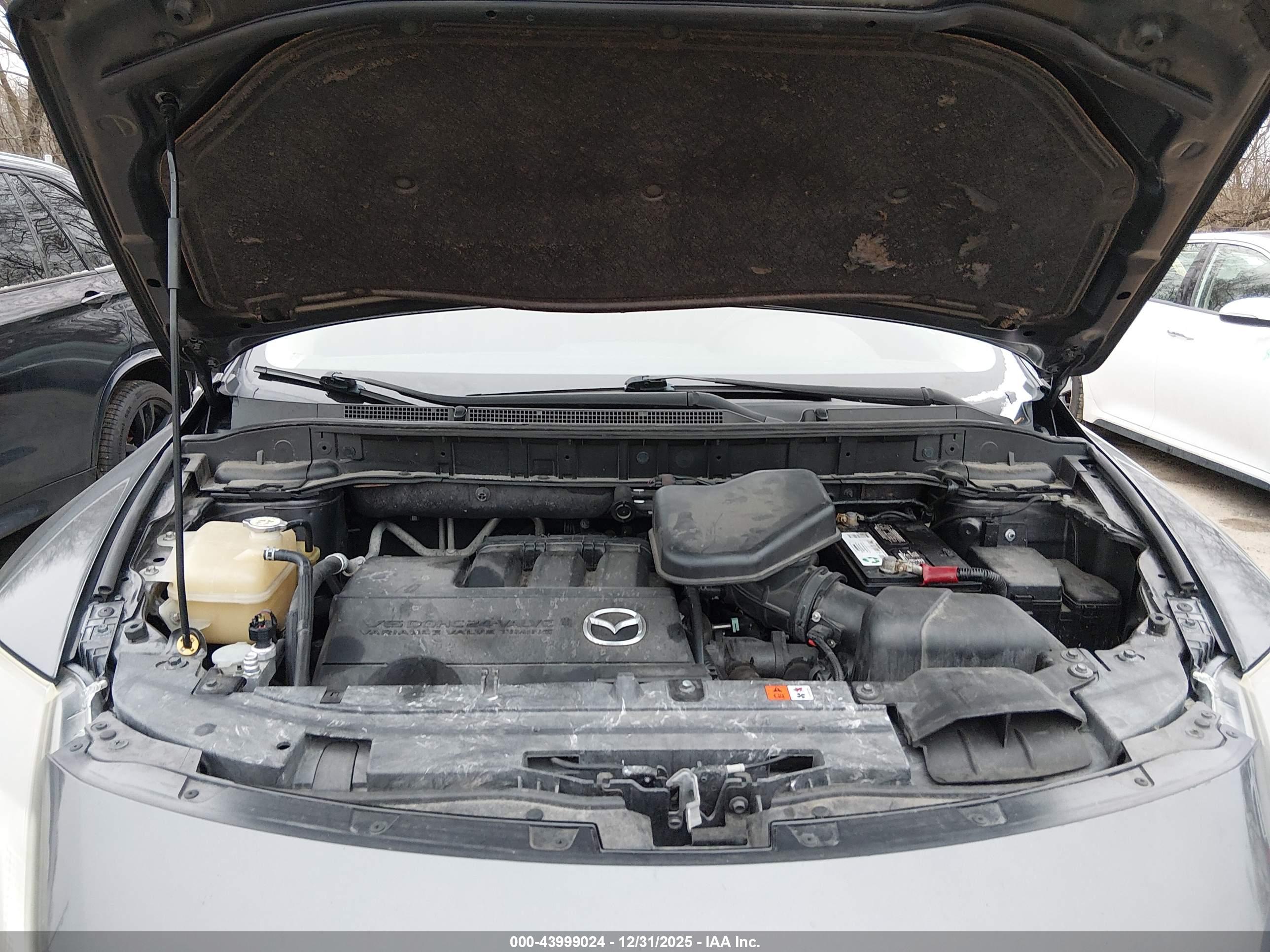 MAZDA CX-9 image 10