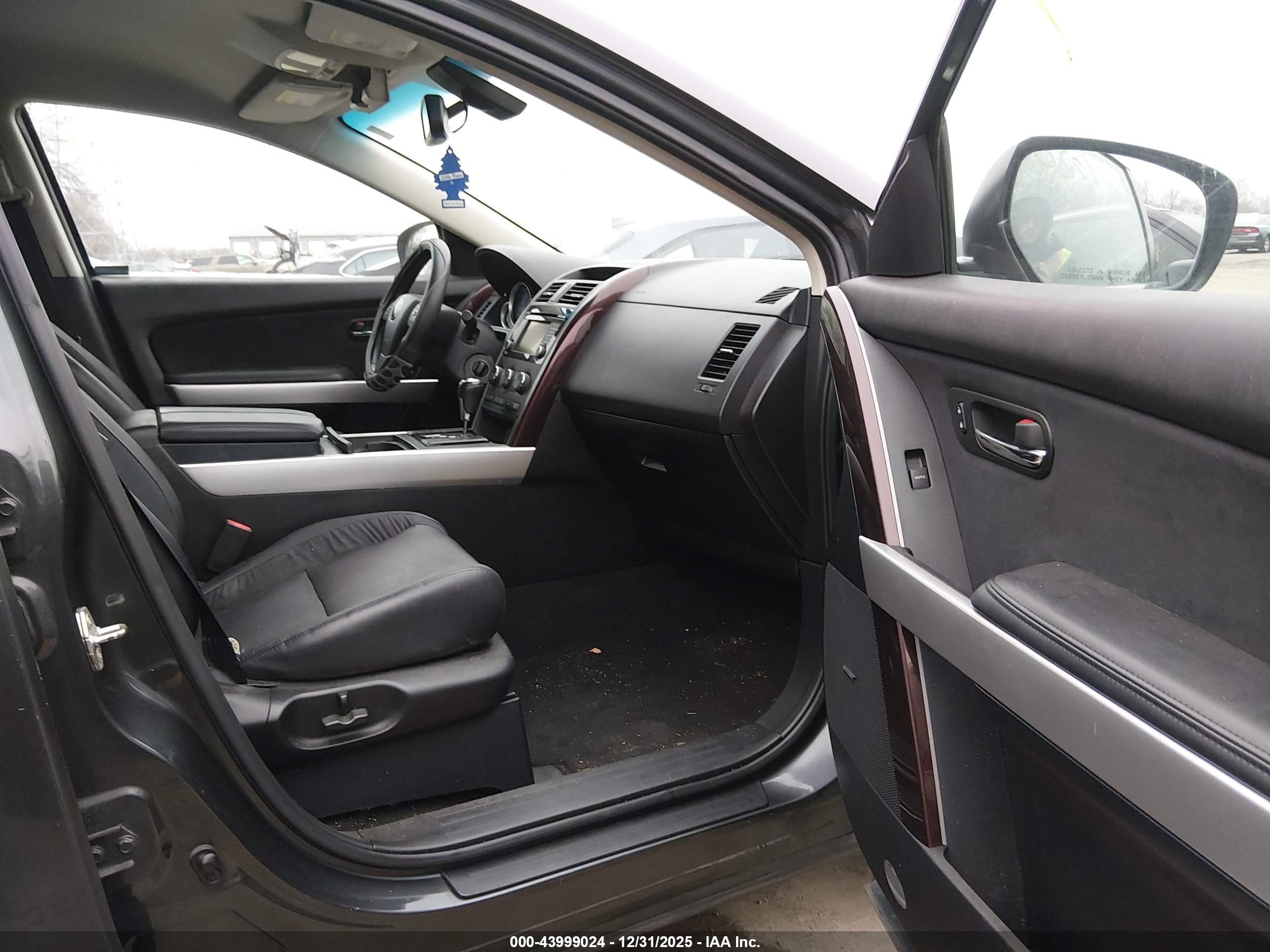 MAZDA CX-9 image 5