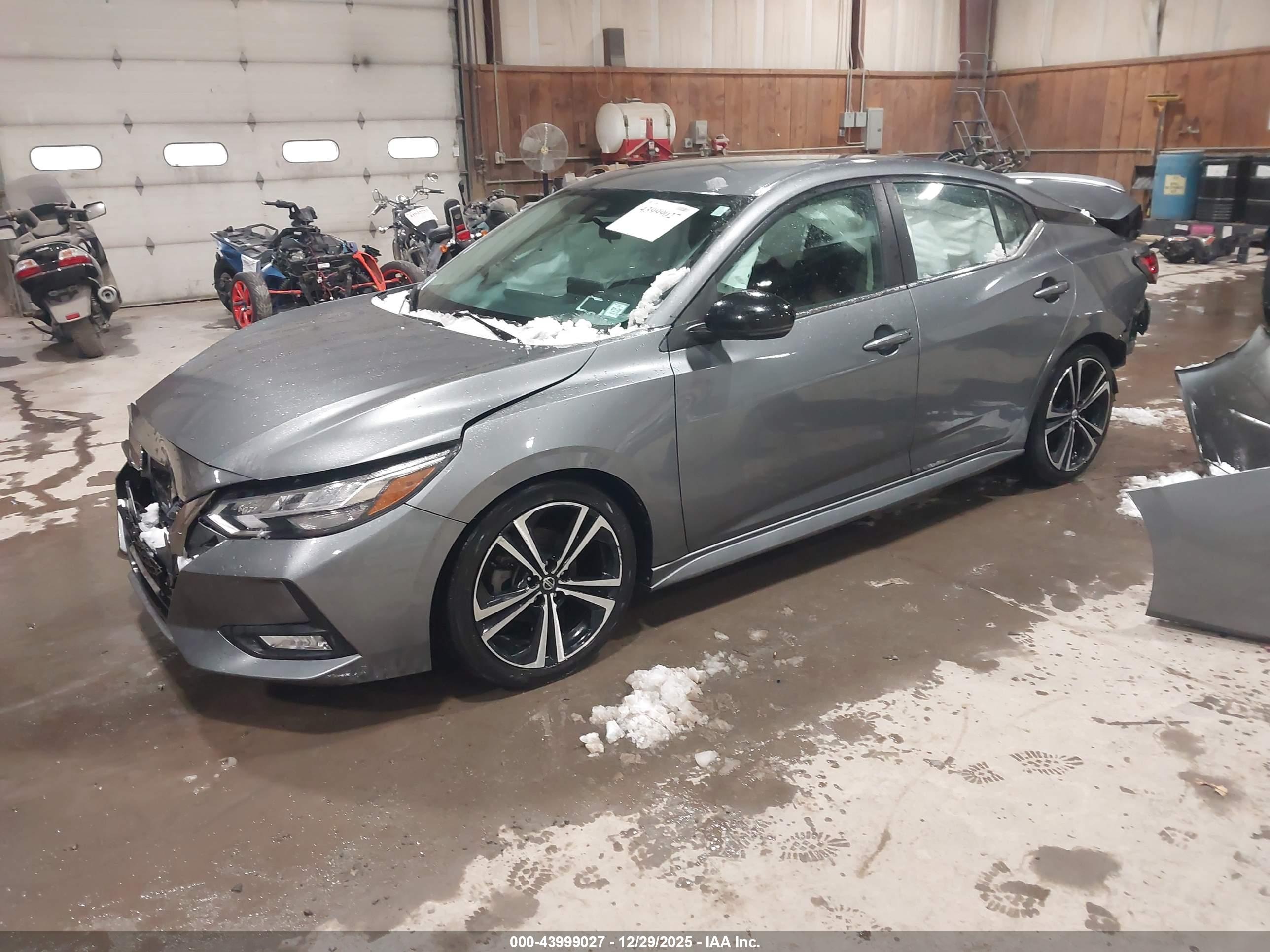 NISSAN SENTRA image 2