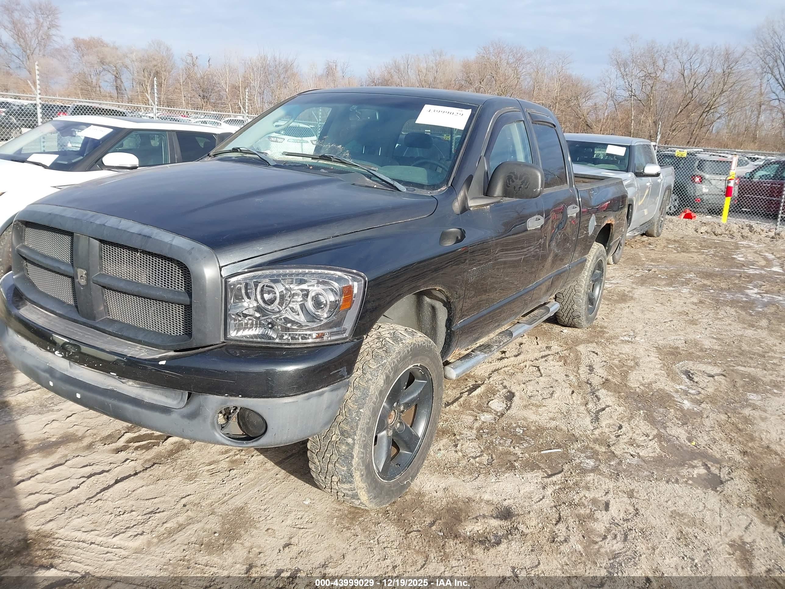 DODGE RAM image 2