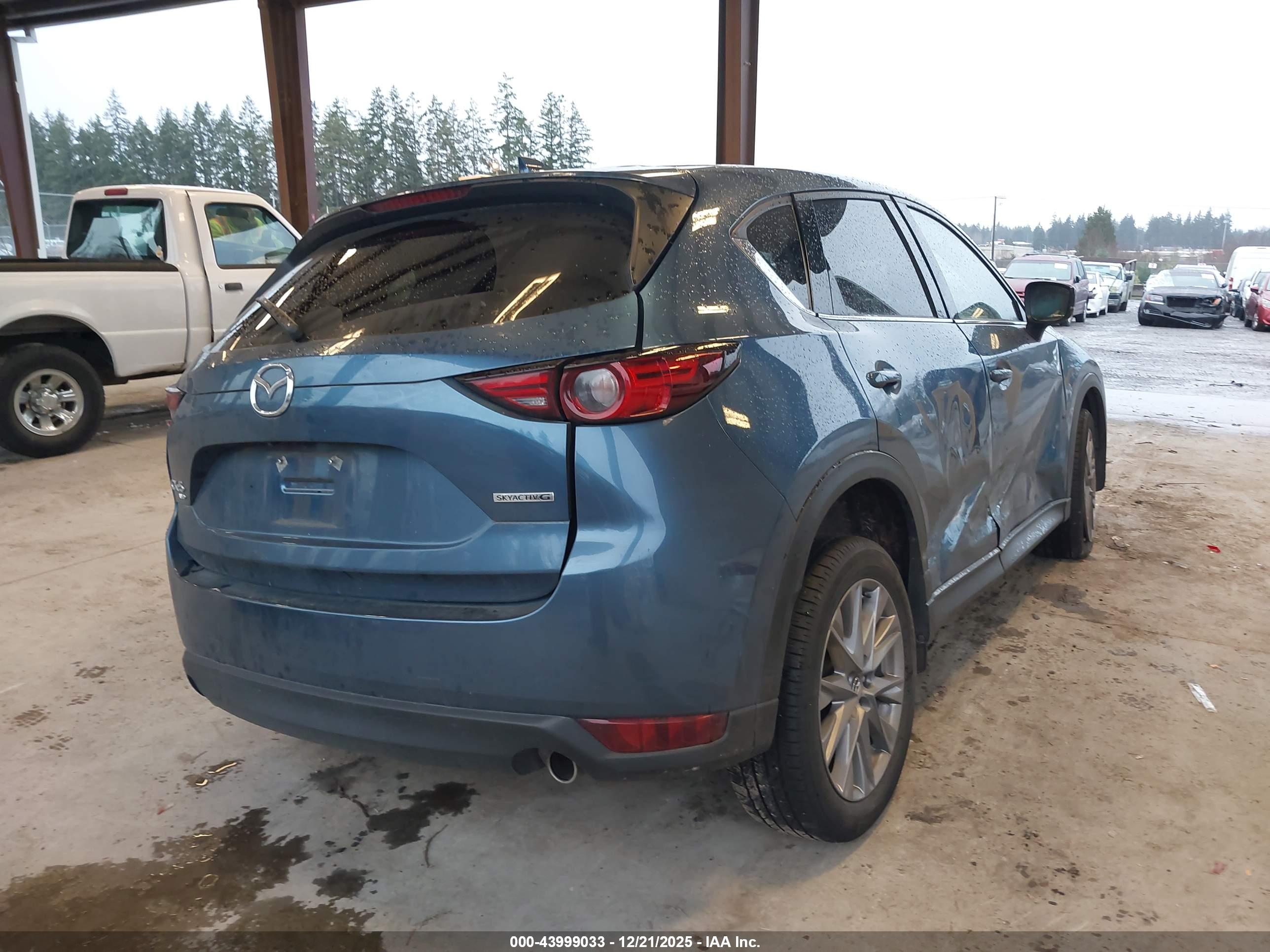 MAZDA CX-5 image 4