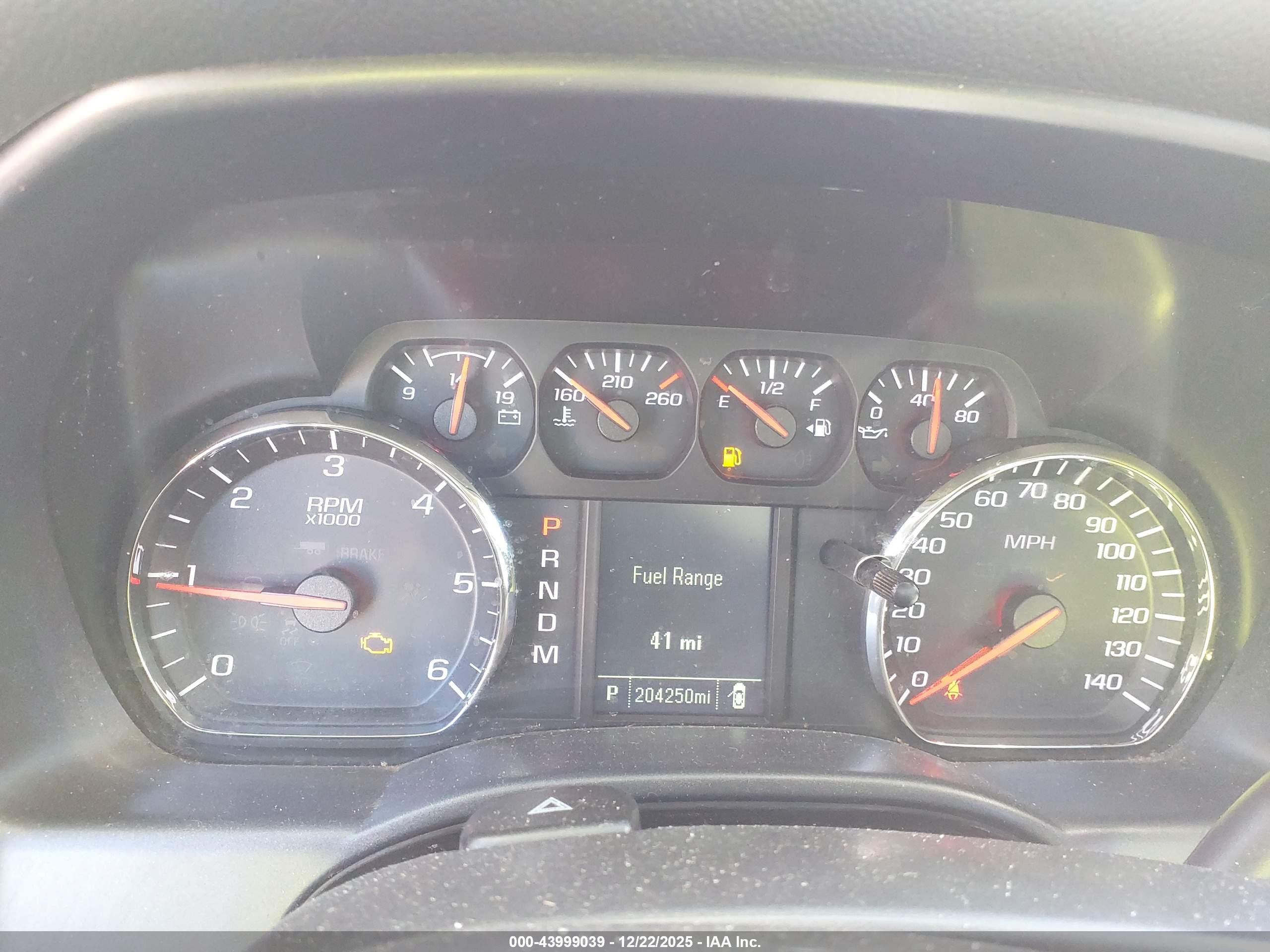 CHEVROLET SILVERADO image 7