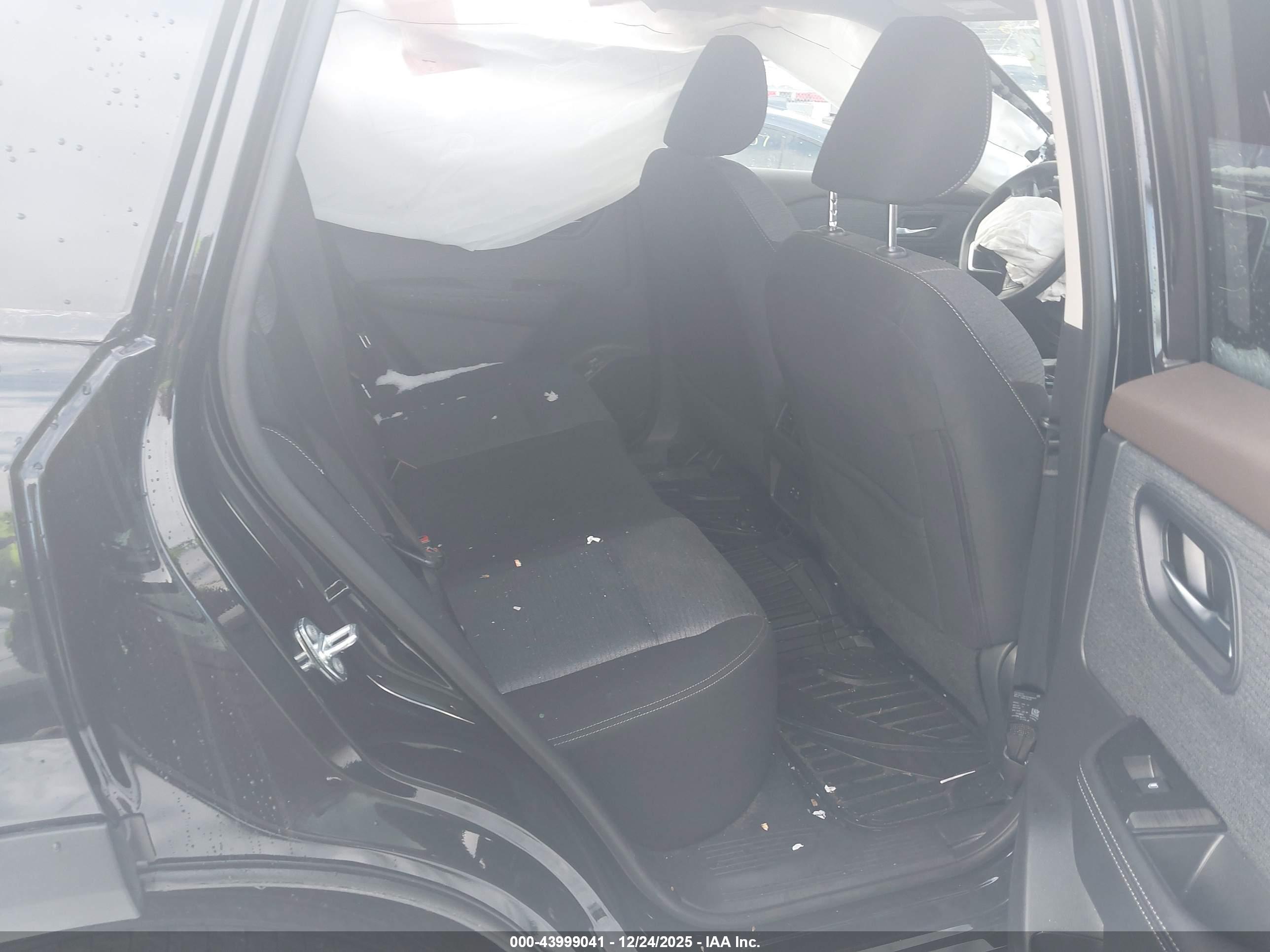 NISSAN ROGUE image 8