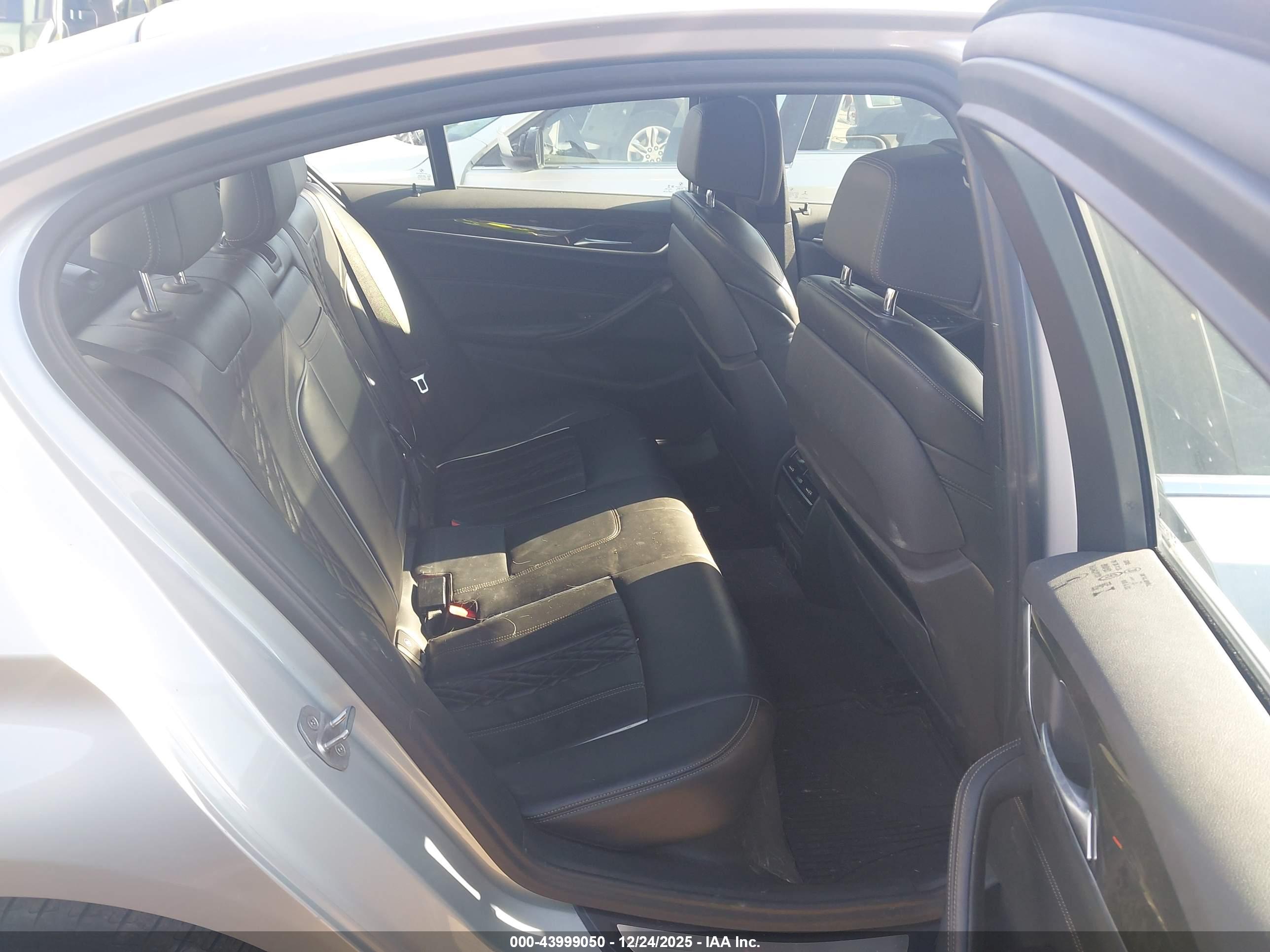 BMW 540I image 8