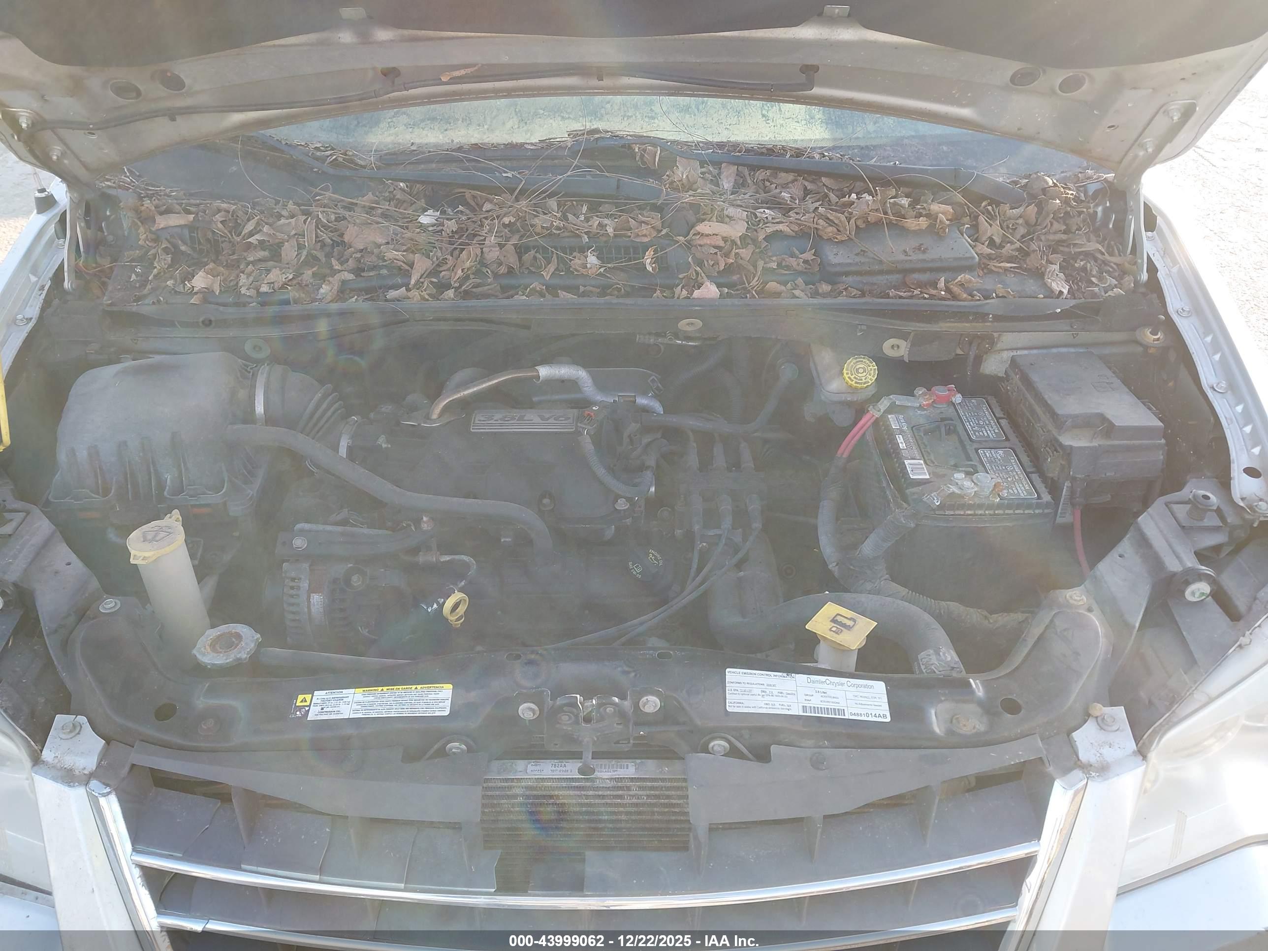 CHRYSLER TOWN image 10