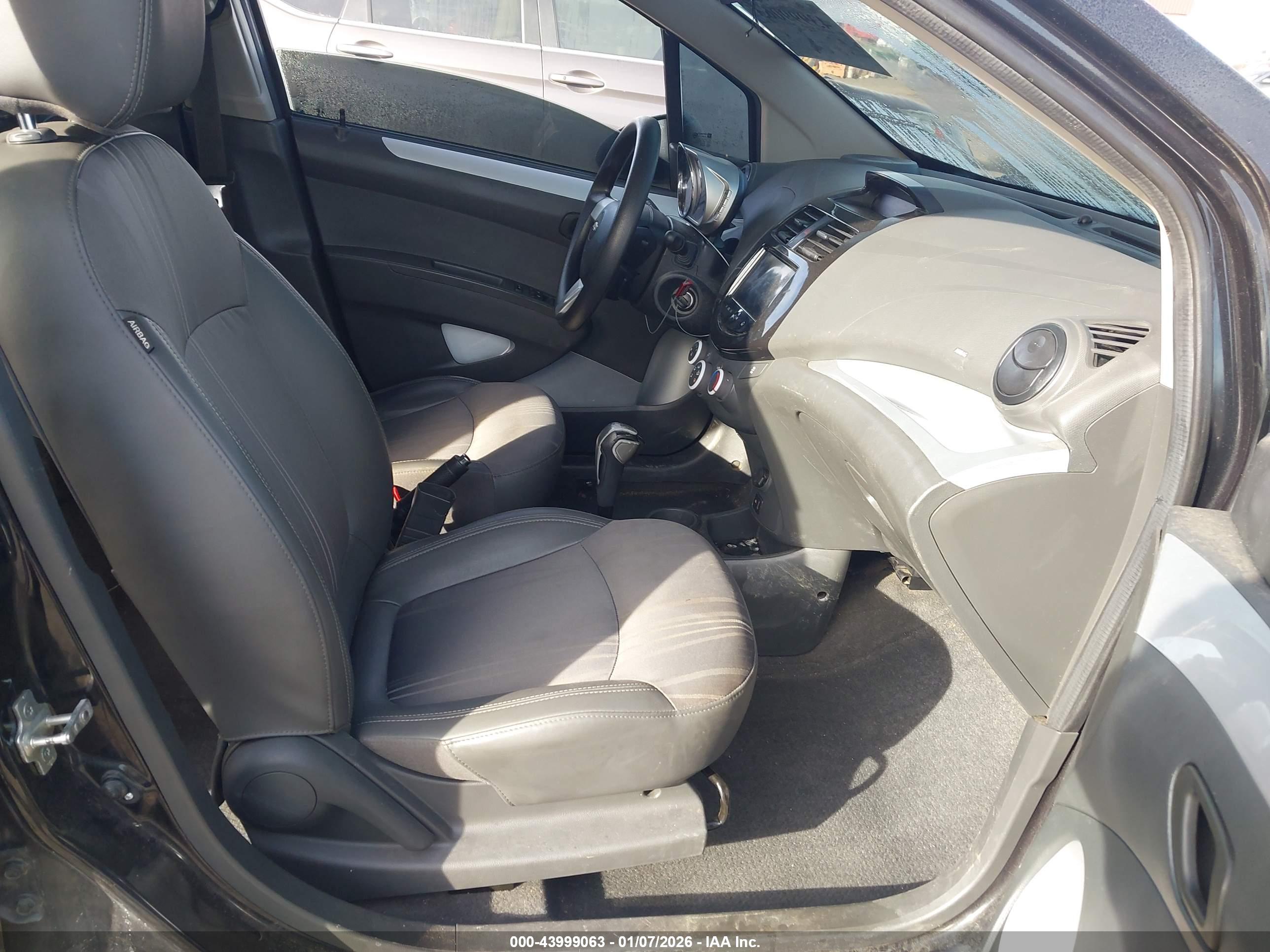 CHEVROLET SPARK image 5