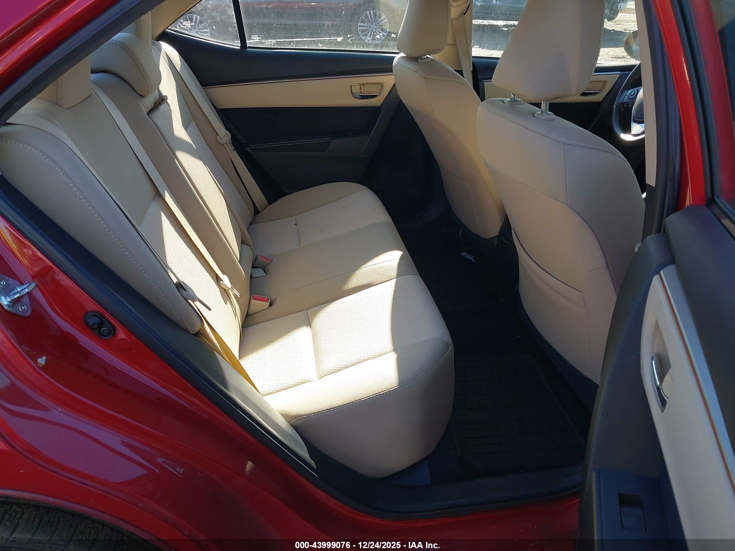 TOYOTA COROLLA image 8